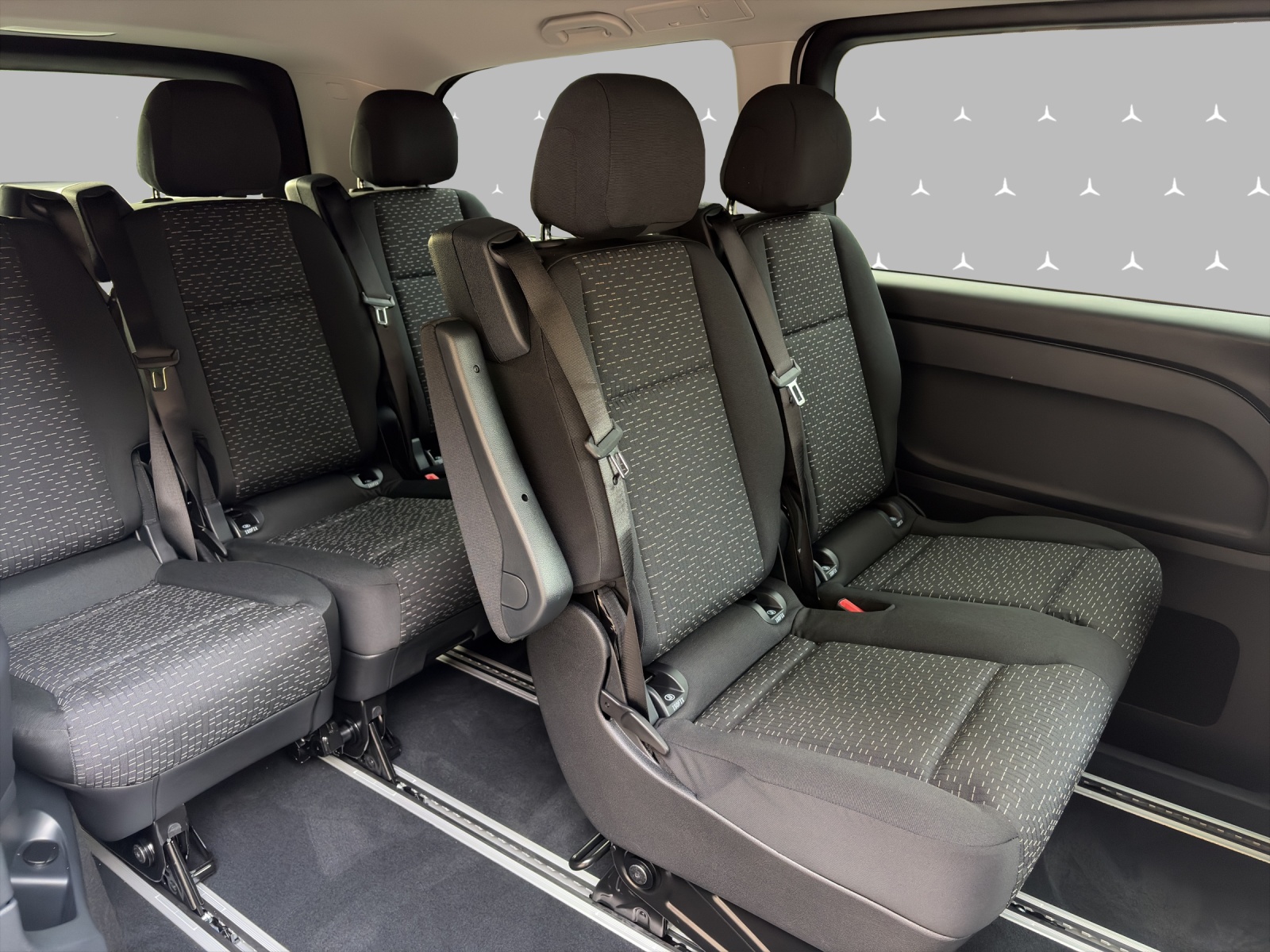 MERCEDES-BENZ Vito 116 CDI Lang Tourer 9G-Tronic 4M Select-image-15
