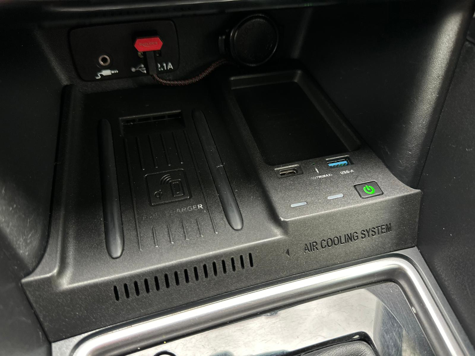 SUBARU Forester 2.0i e-Boxer Swiss Plus Lineartronic-image-23