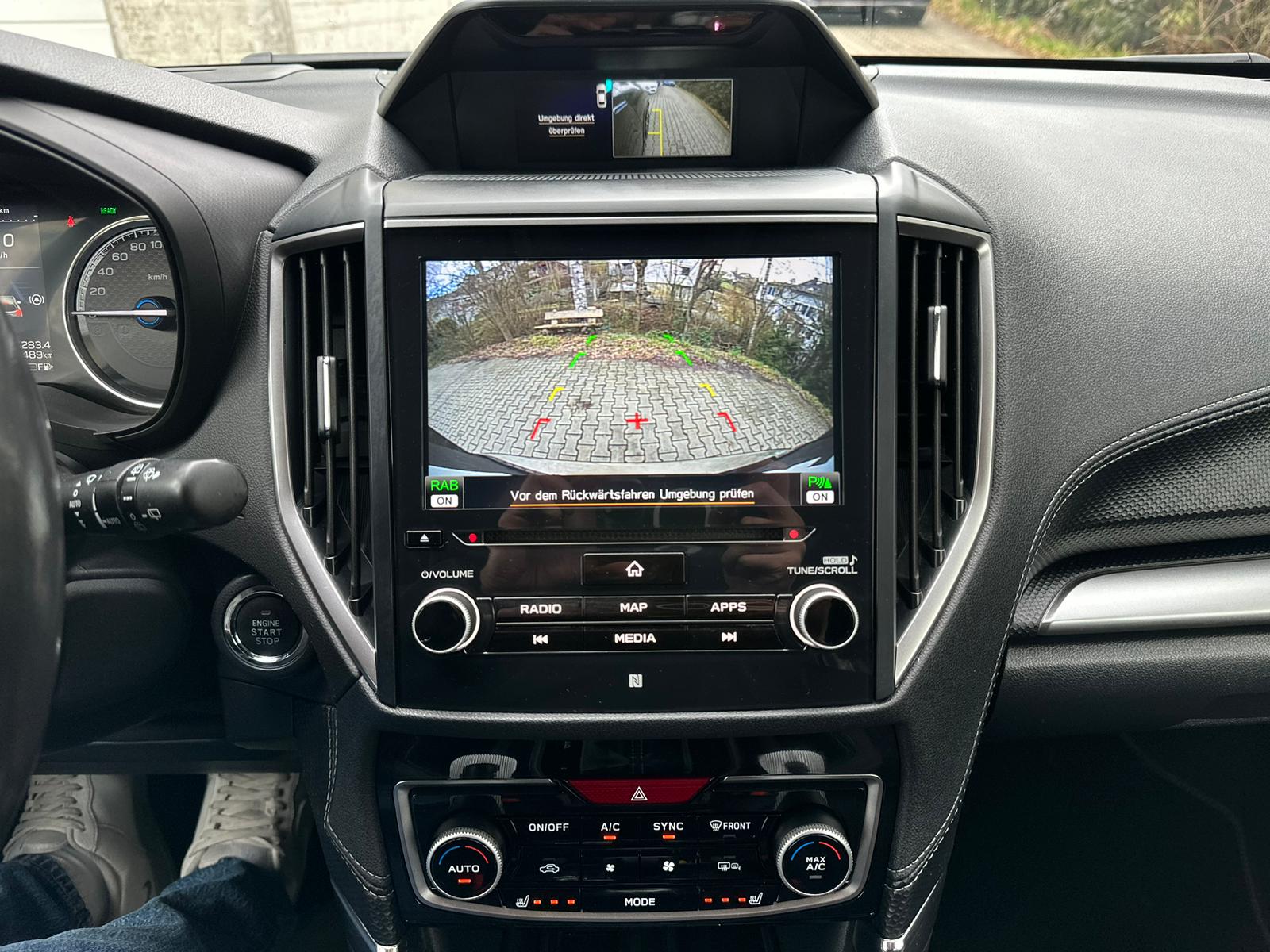 SUBARU Forester 2.0i e-Boxer Swiss Plus Lineartronic-image-22