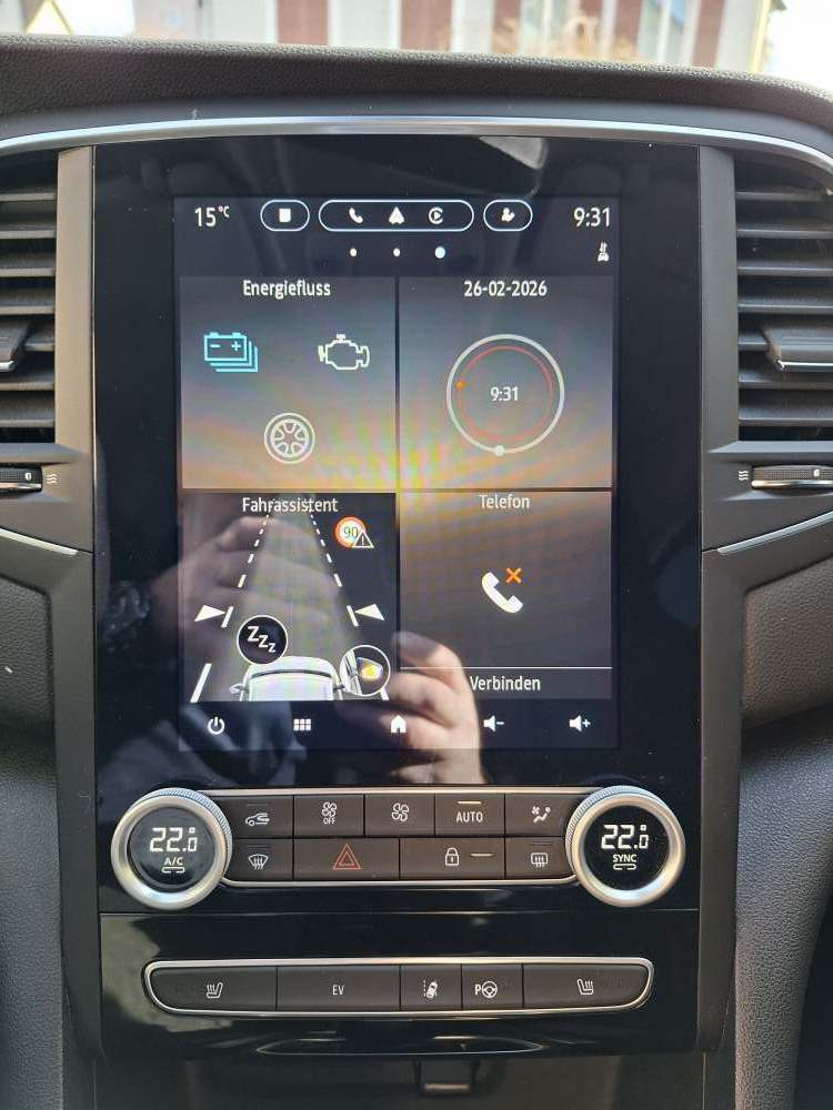 RENAULT Mégane Grandtour 1.6 E-Tech Plug-in R.S. Line-image-16