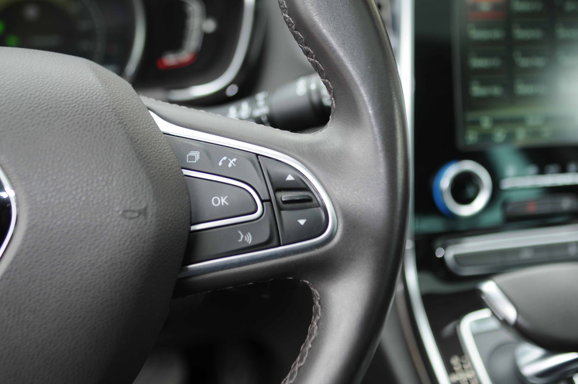 RENAULT Espace 1.6 TCe Intens EDC-image-21