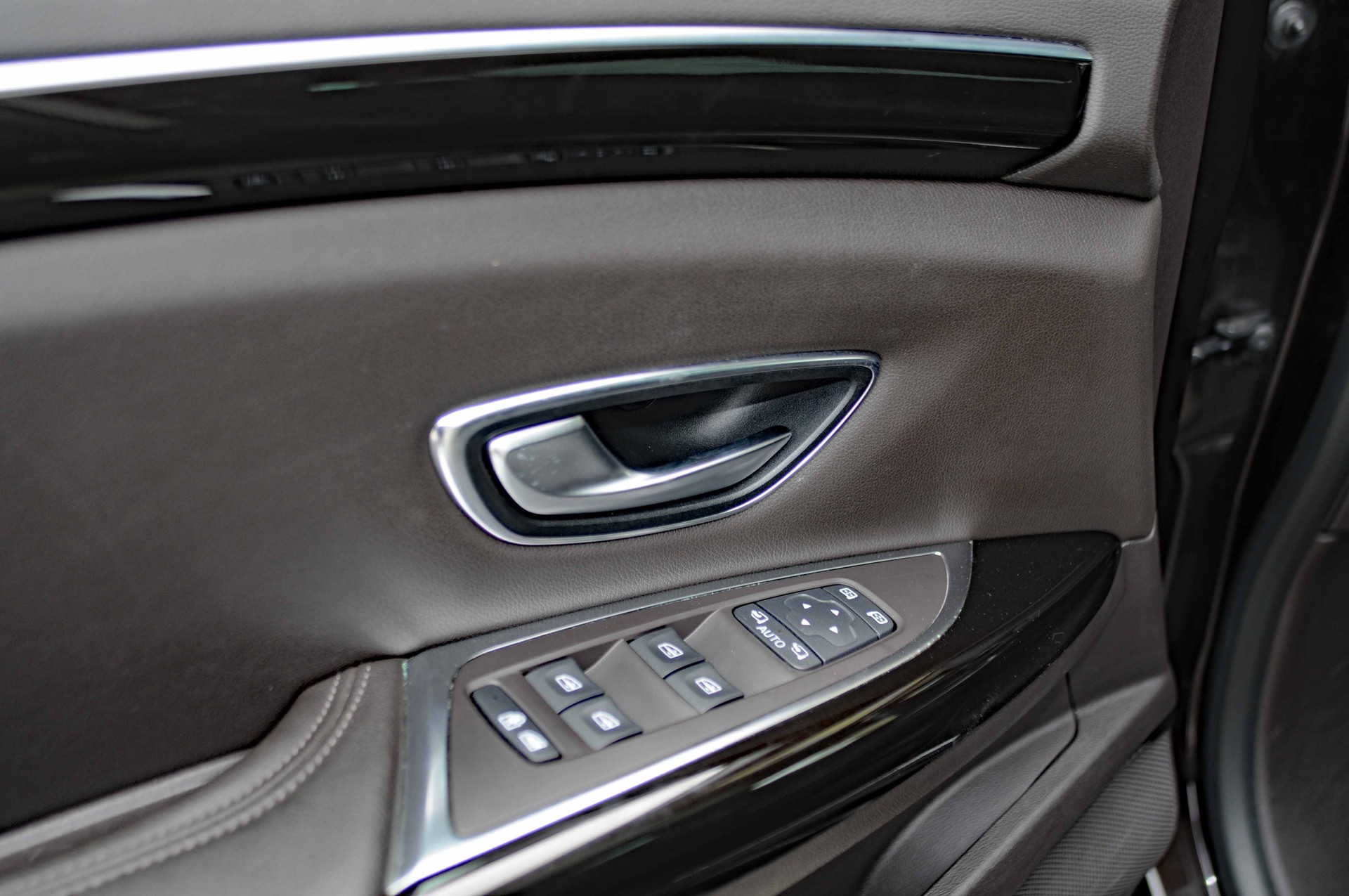 RENAULT Espace 1.6 TCe Intens EDC-image-26