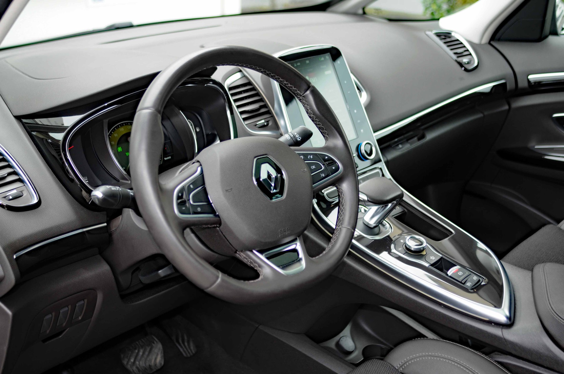 RENAULT Espace 1.6 TCe Intens EDC-image-27