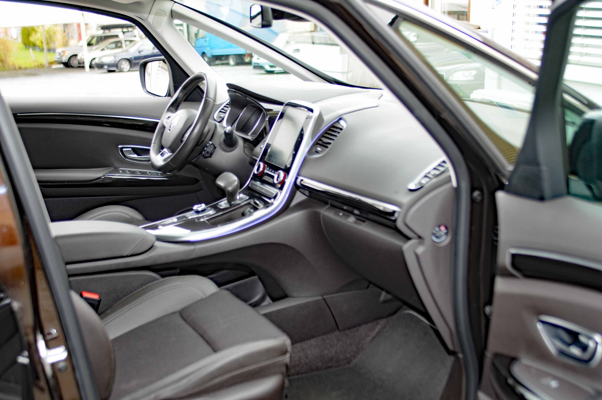 RENAULT Espace 1.6 TCe Intens EDC-image-9