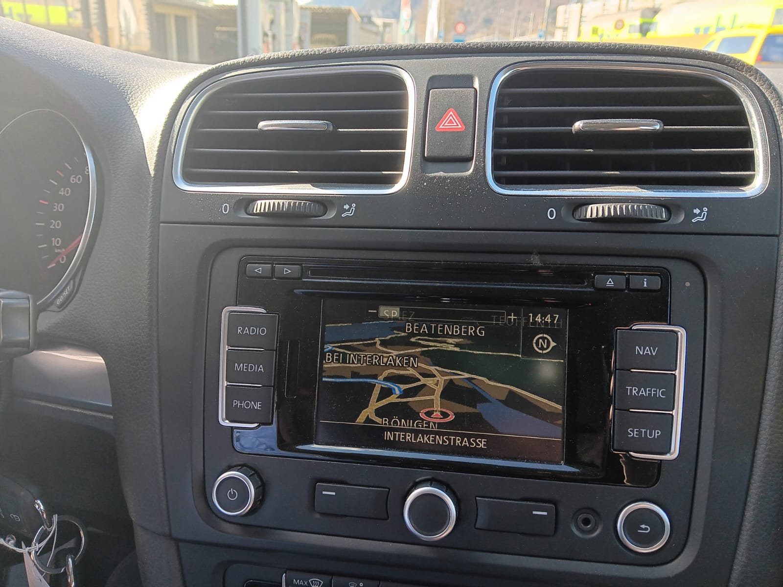 VW Golf Variant 1.4 TSI Trendline DSG-image-9
