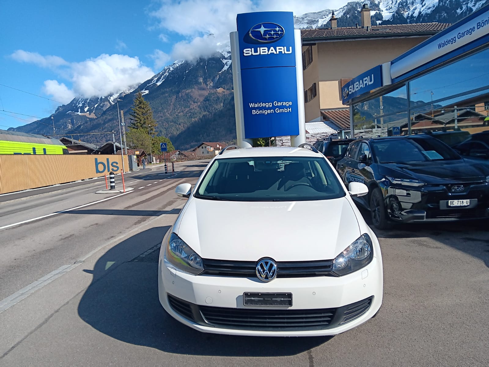 VW Golf Variant 1.4 TSI Trendline DSG-image-2