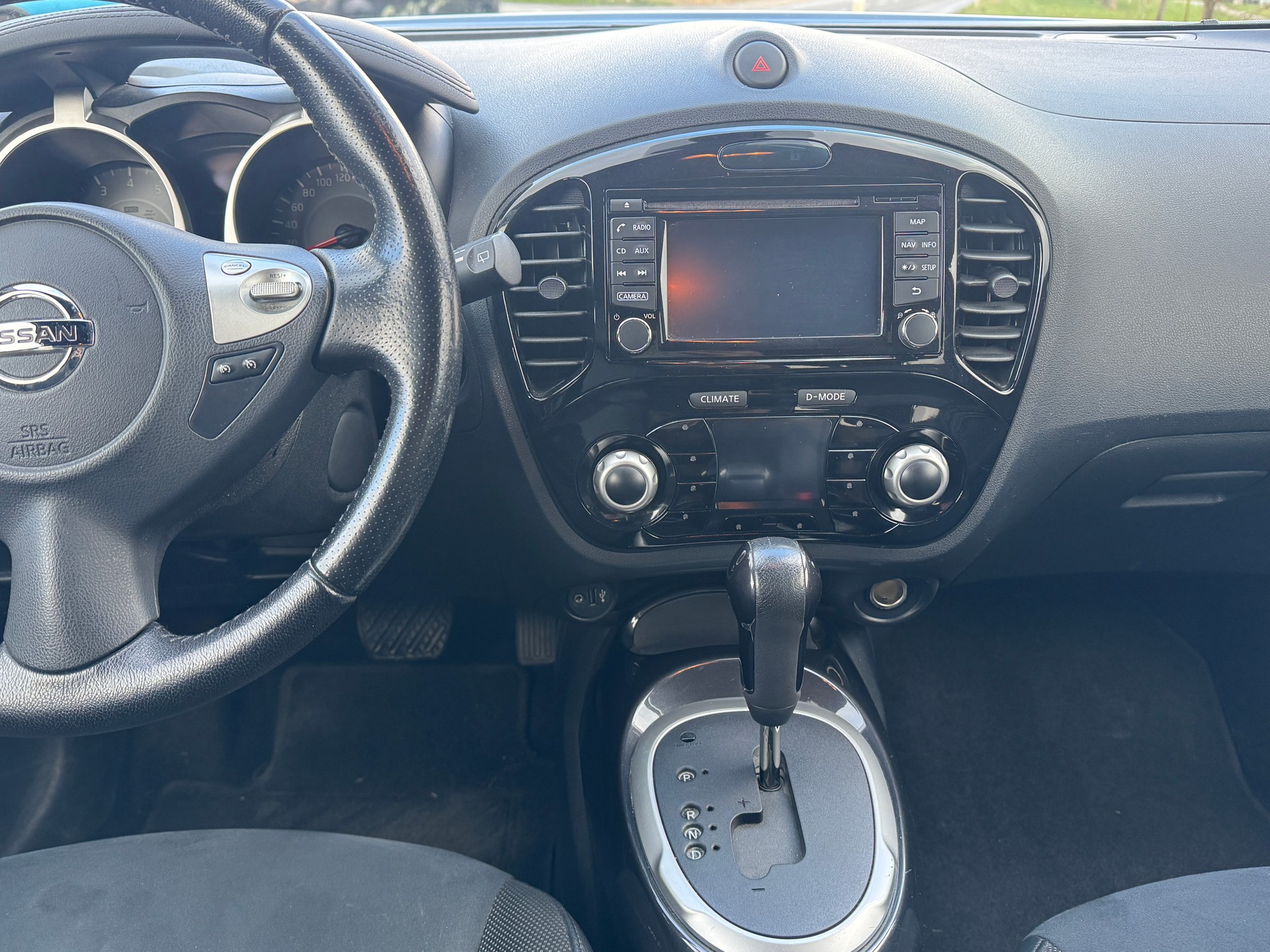 NISSAN Juke 1.6 DIG-T tekna 4x4 Xtronic M-CVT-image-5