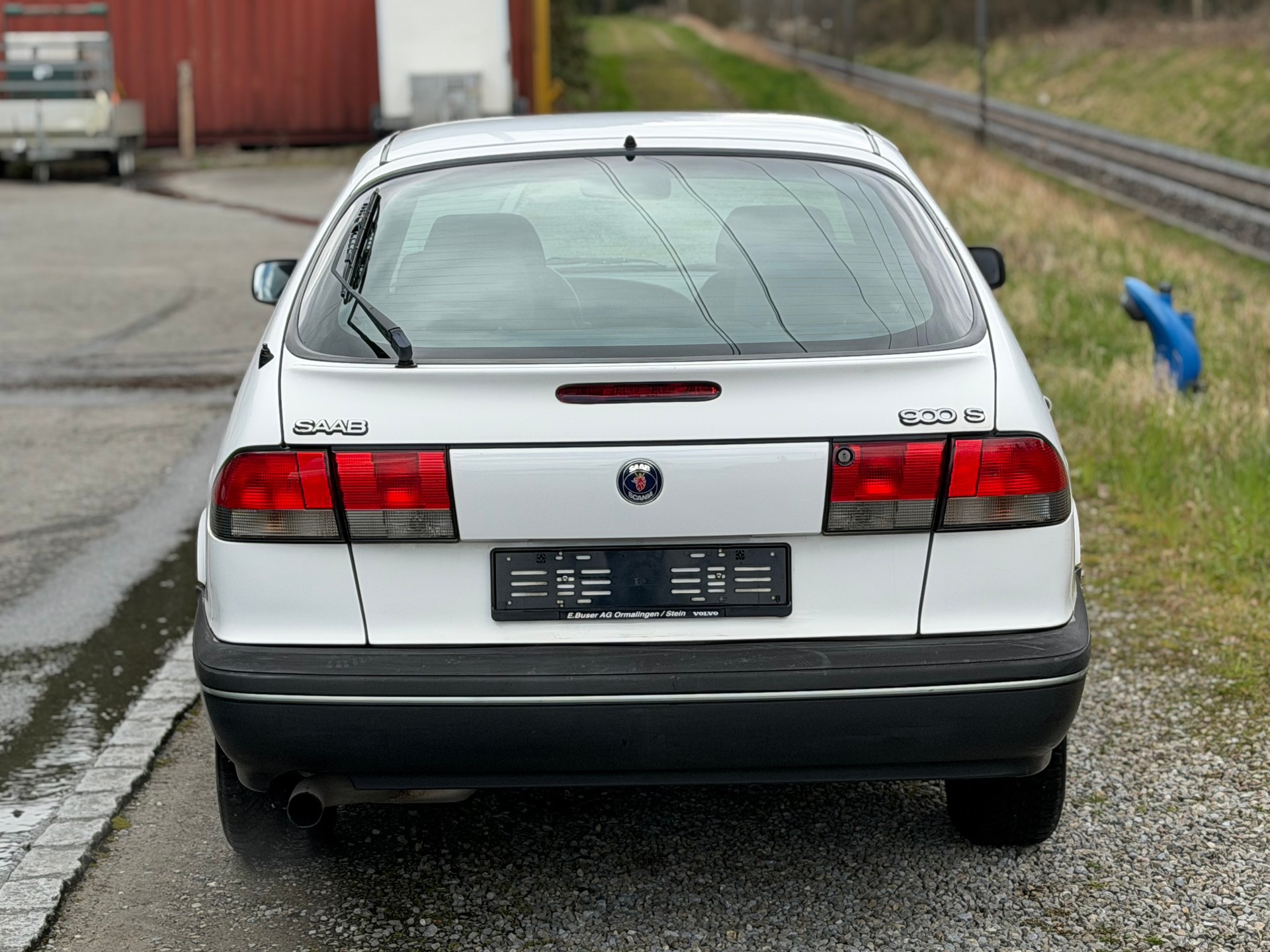 SAAB 900 S 2.0i-16-image-4