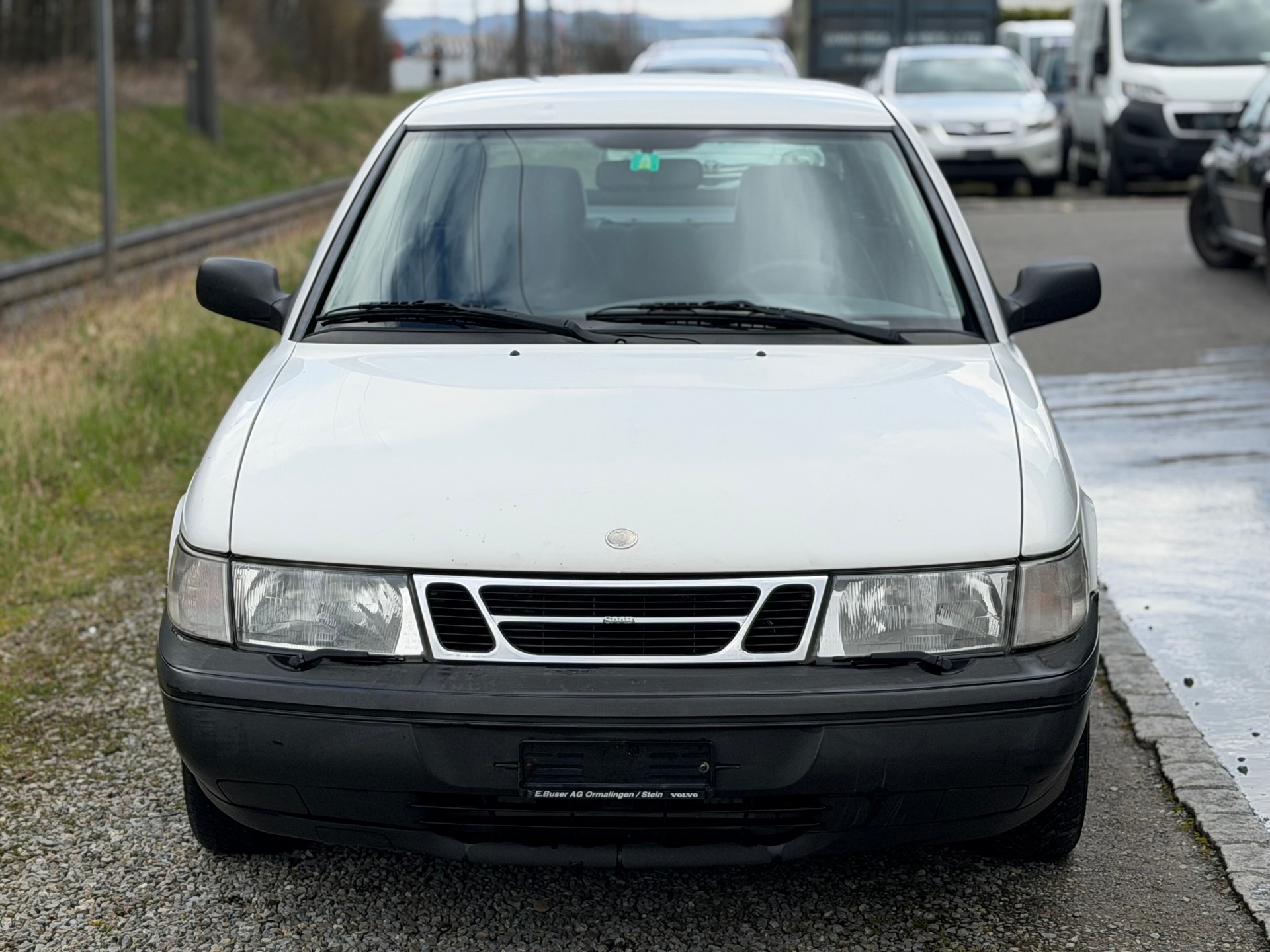 SAAB 900 S 2.0i-16-image-1