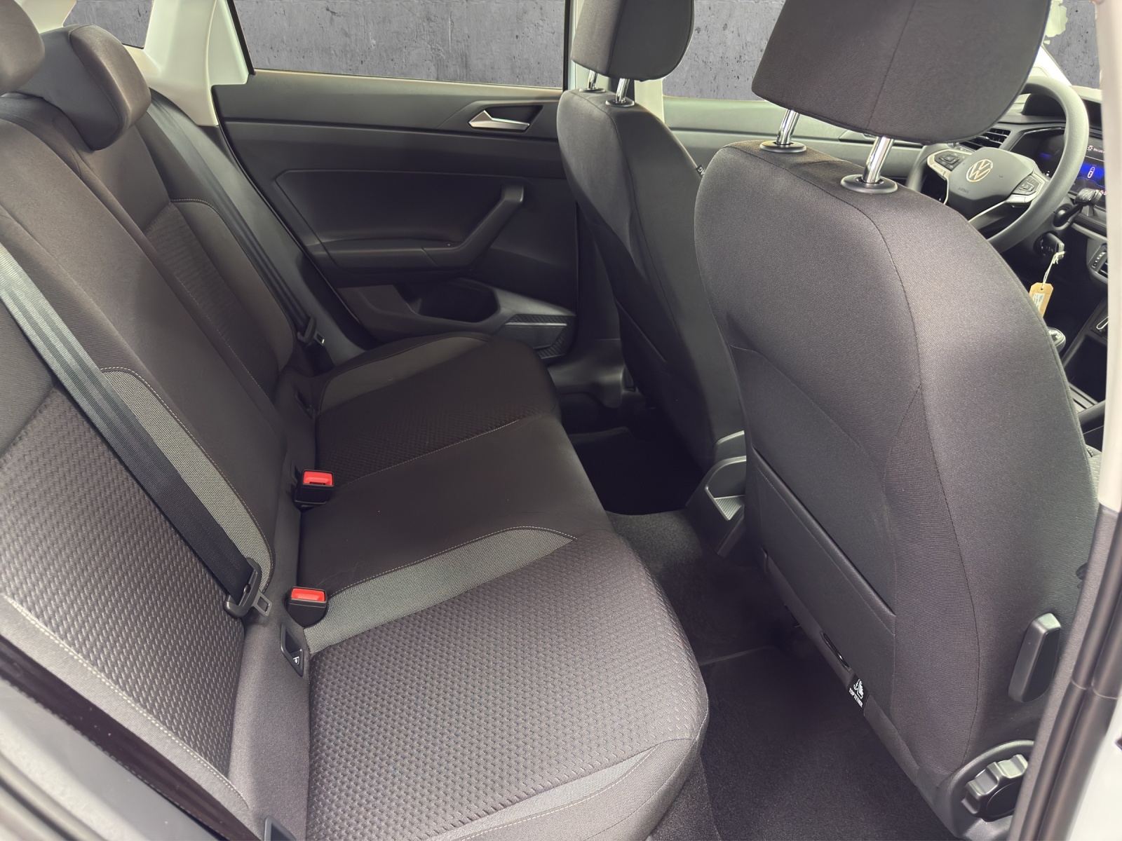 VW Polo 1.0 TSI Basis-image-10