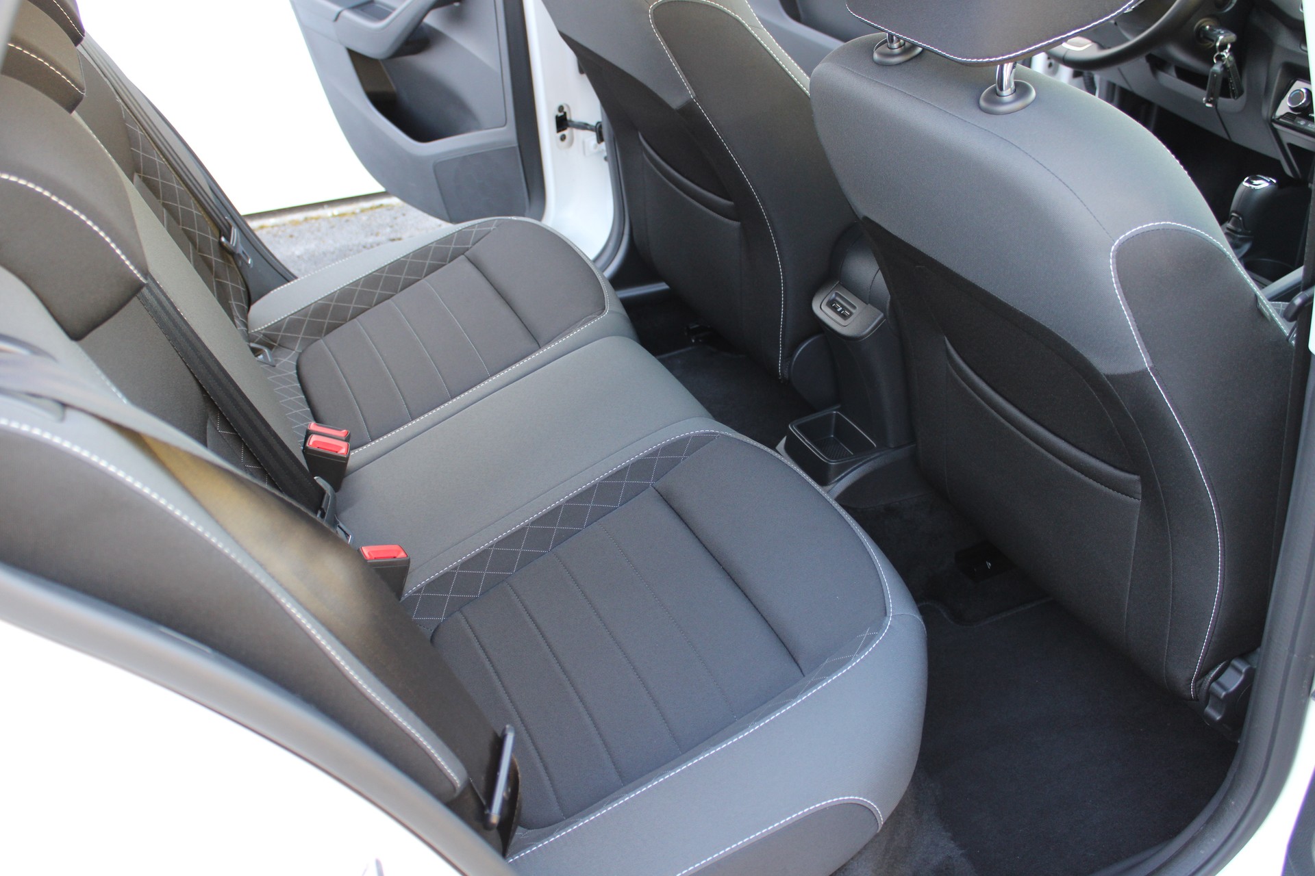 SKODA Fabia Combi 1.0 TSI Ambition DSG-image-14