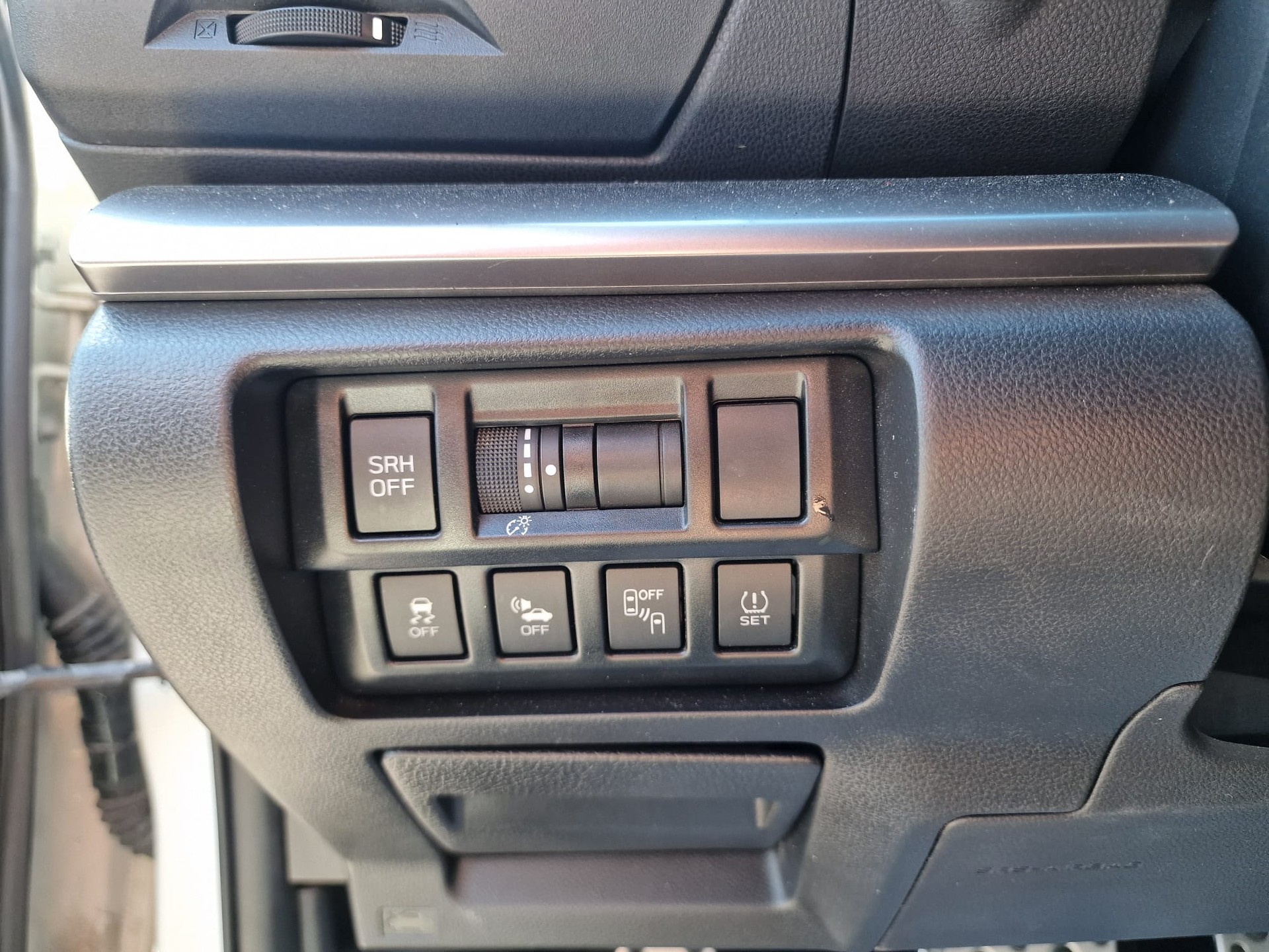 SUBARU XV 2.0 e-Boxer Swiss Plus AWD Lineartronic 24Mt Gara 8xBereift-image-24