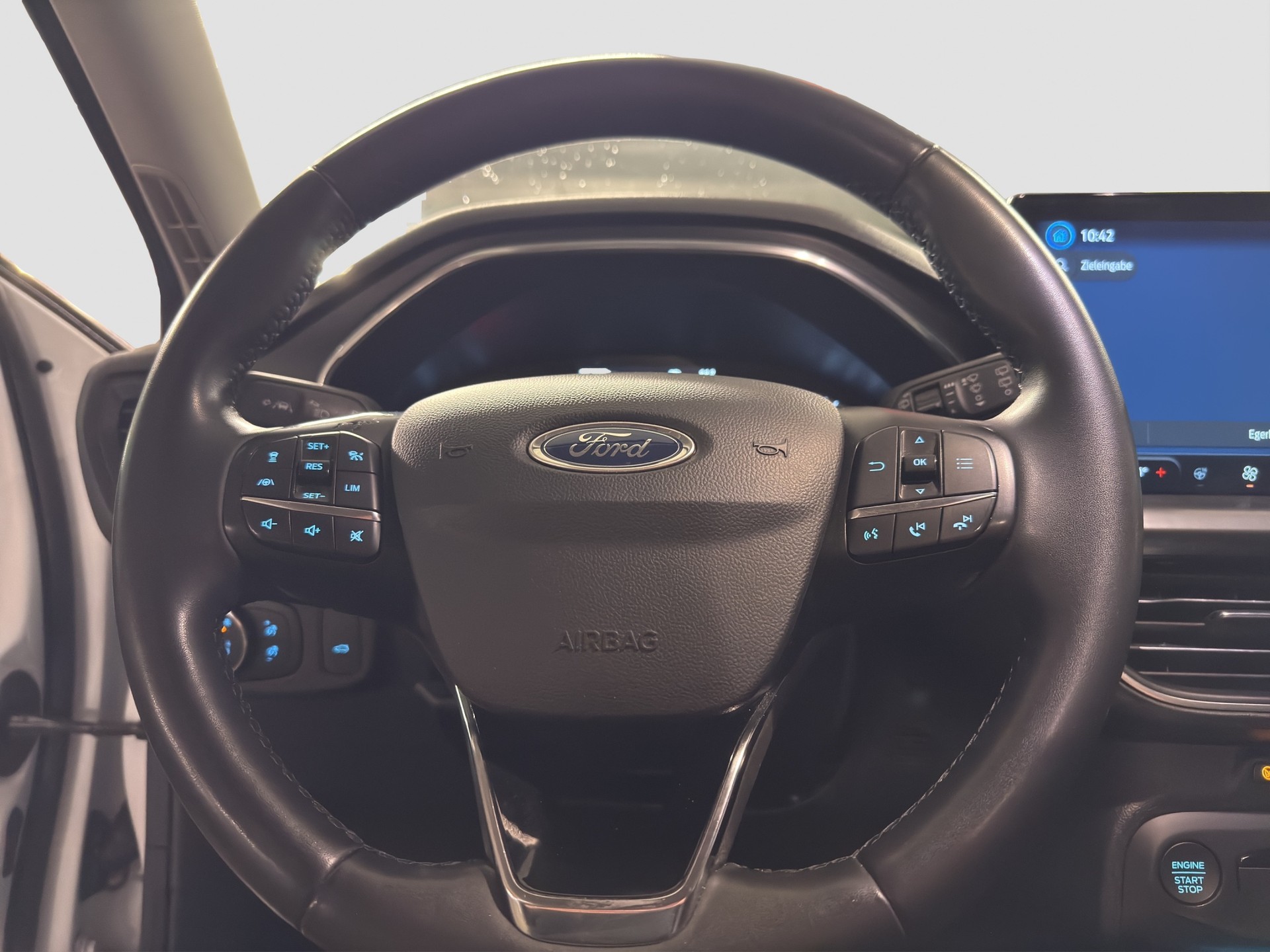FORD Focus 1.5 TDCi Titanium Automatic ** Frisch ab MFK & Service **-image-10