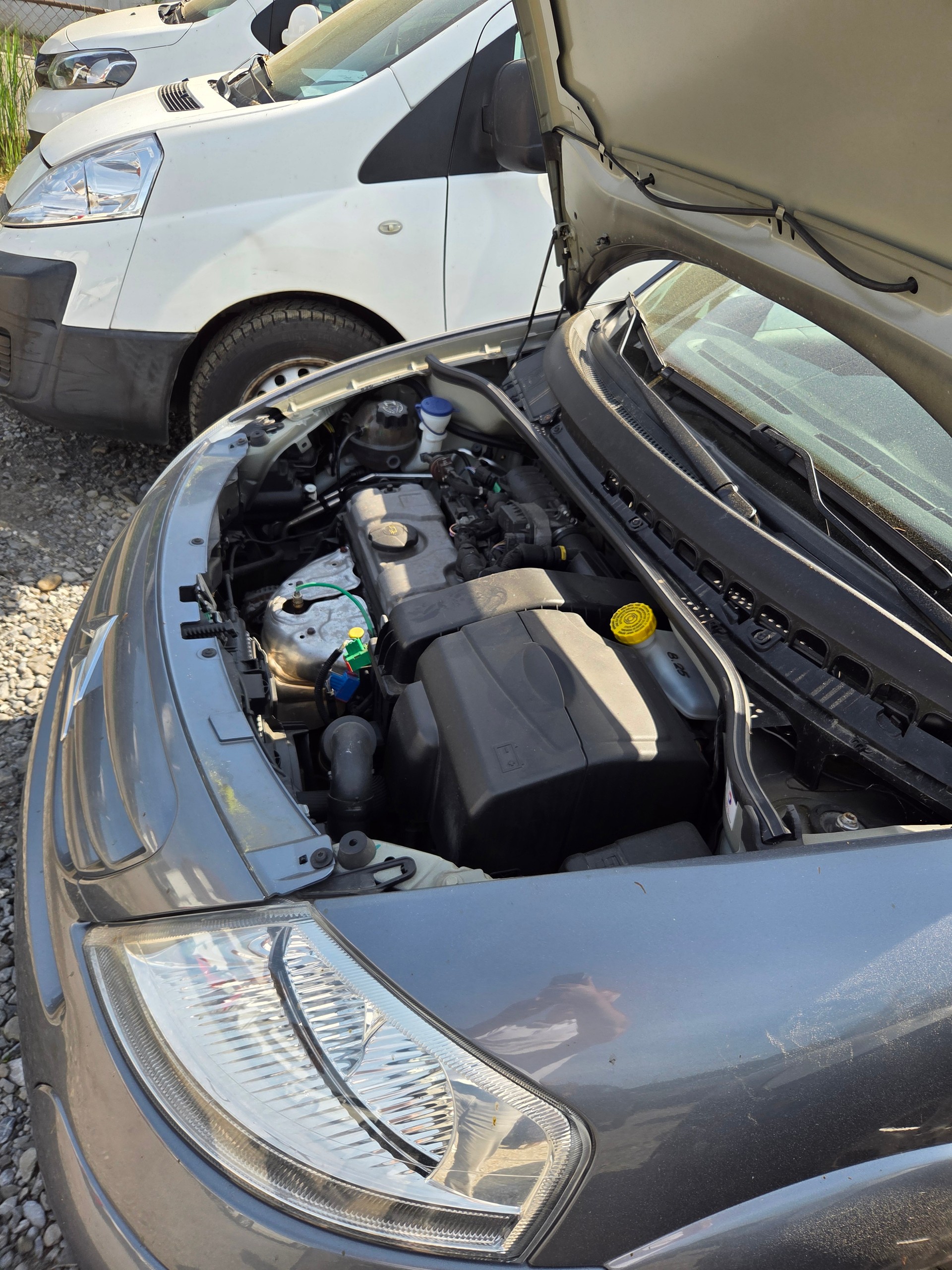 CITROEN C3 1.4i Furio-image-10