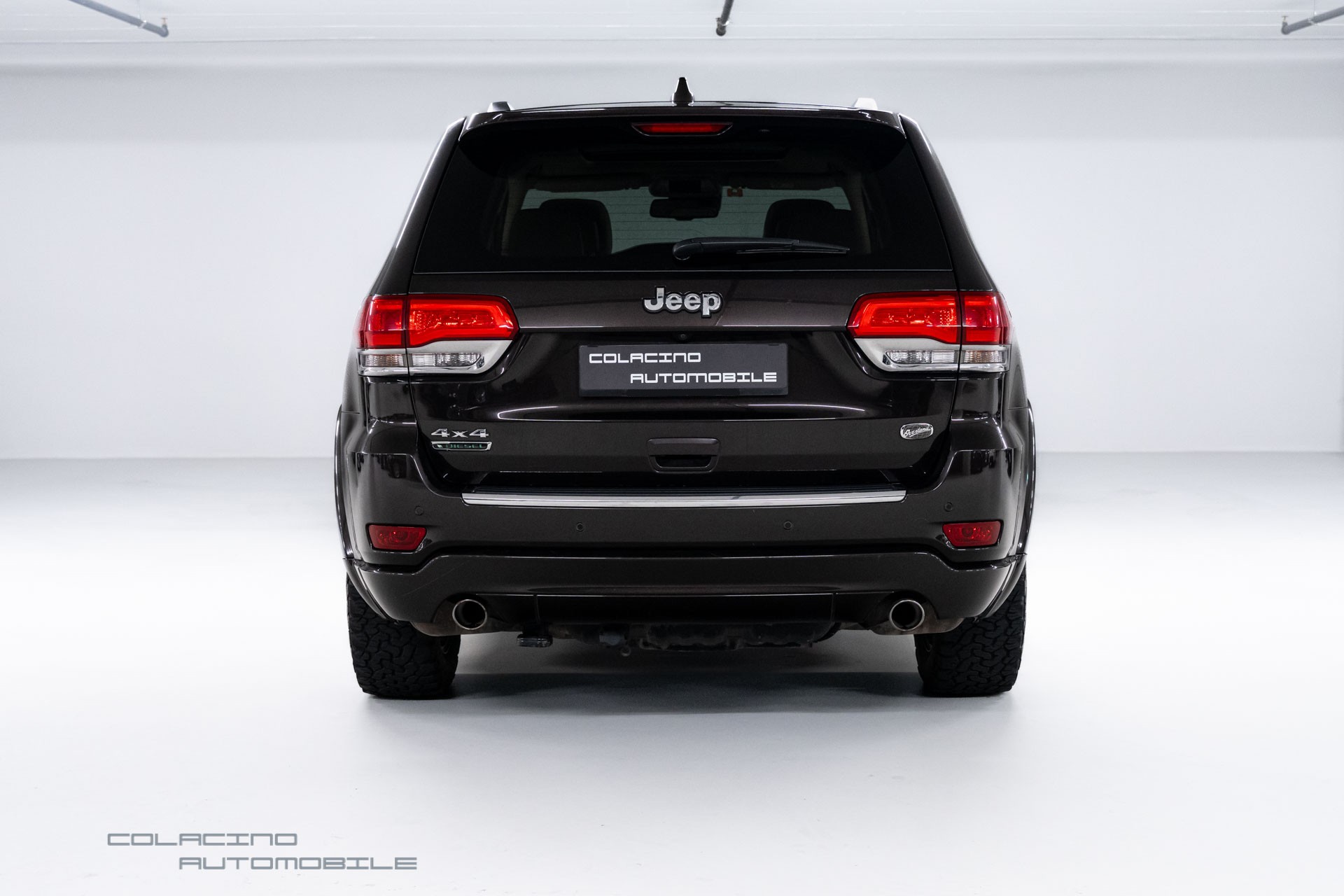 JEEP Grand Cherokee 3.0 CRD Overland Automatic-image-5