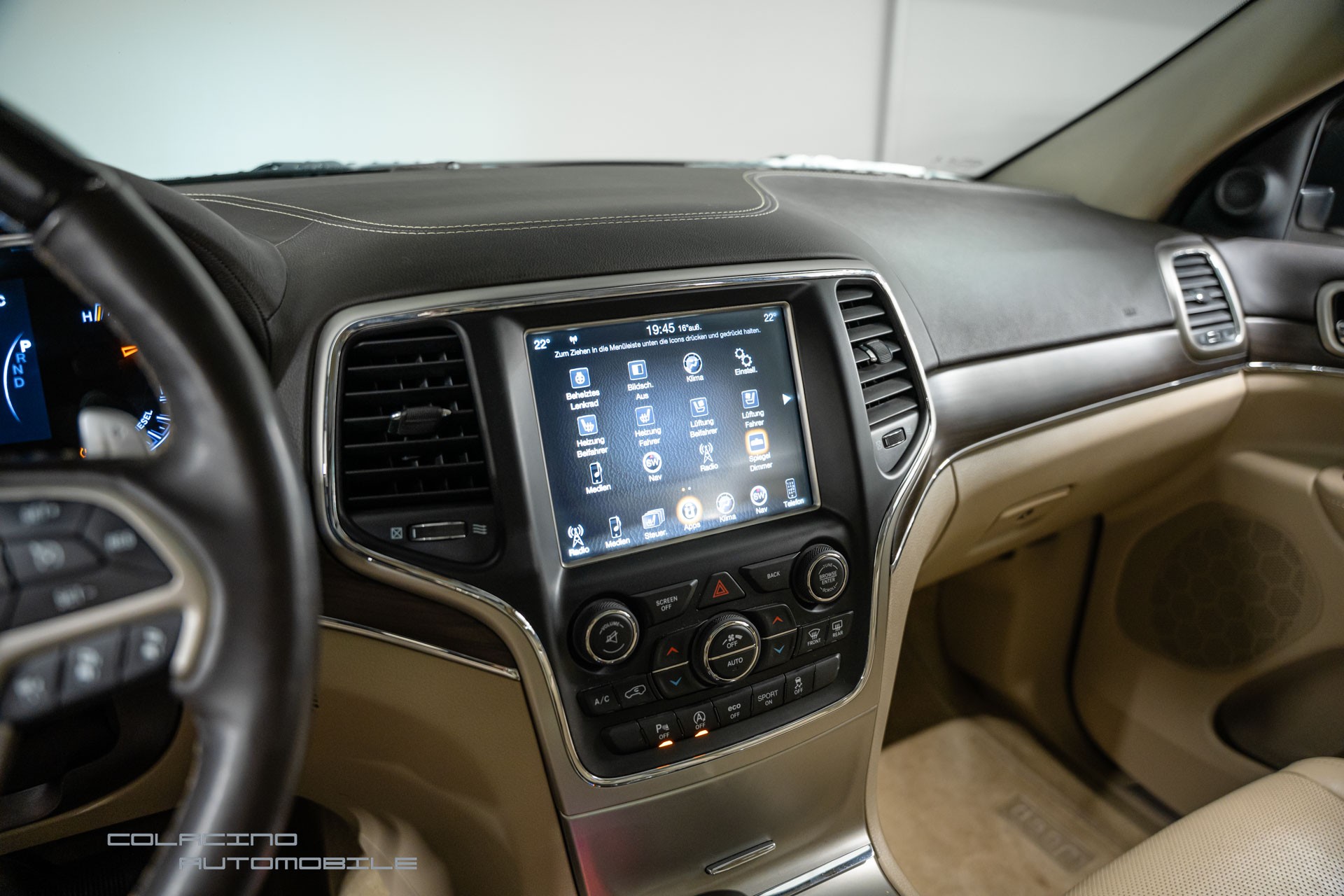 JEEP Grand Cherokee 3.0 CRD Overland Automatic-image-21