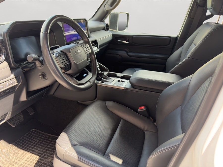 TOYOTA Land Cruiser 2.8TD Executive-image-6