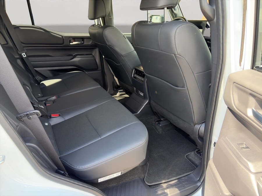 TOYOTA Land Cruiser 2.8TD Executive-image-9