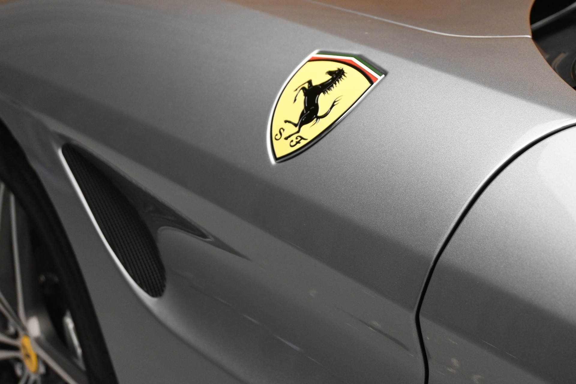 FERRARI California 3.9 V8 T-image-7