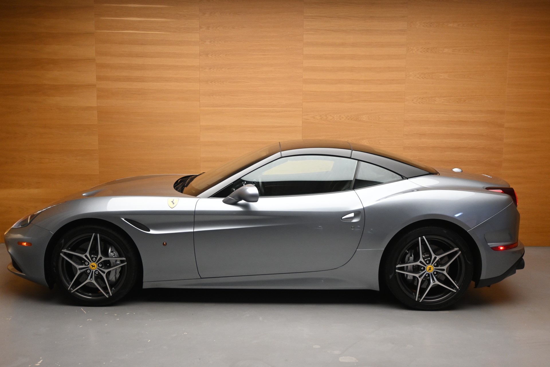 FERRARI California 3.9 V8 T-image-9