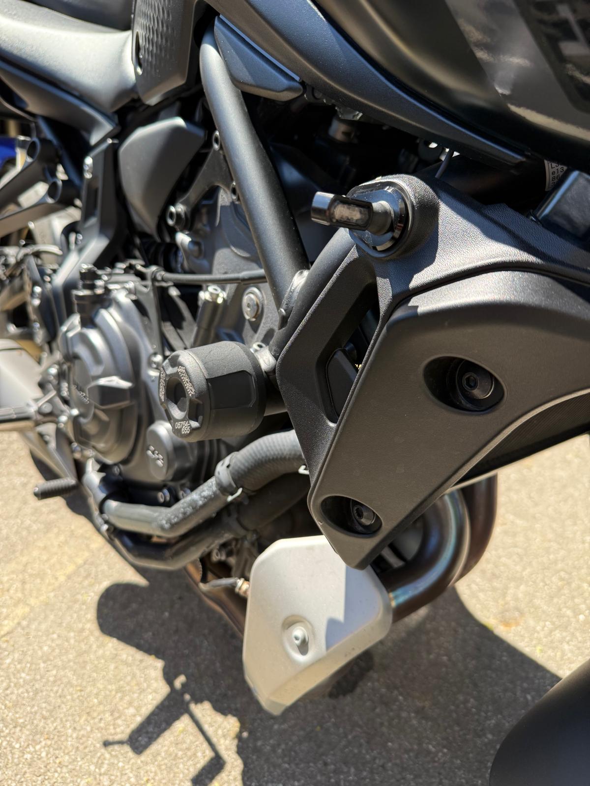 YAMAHA MT-07-image-10