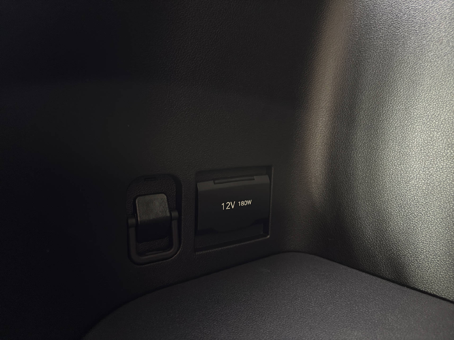 HYUNDAI Tucson 1.6 T-GDi PHEV Vertex 4WD-image-19