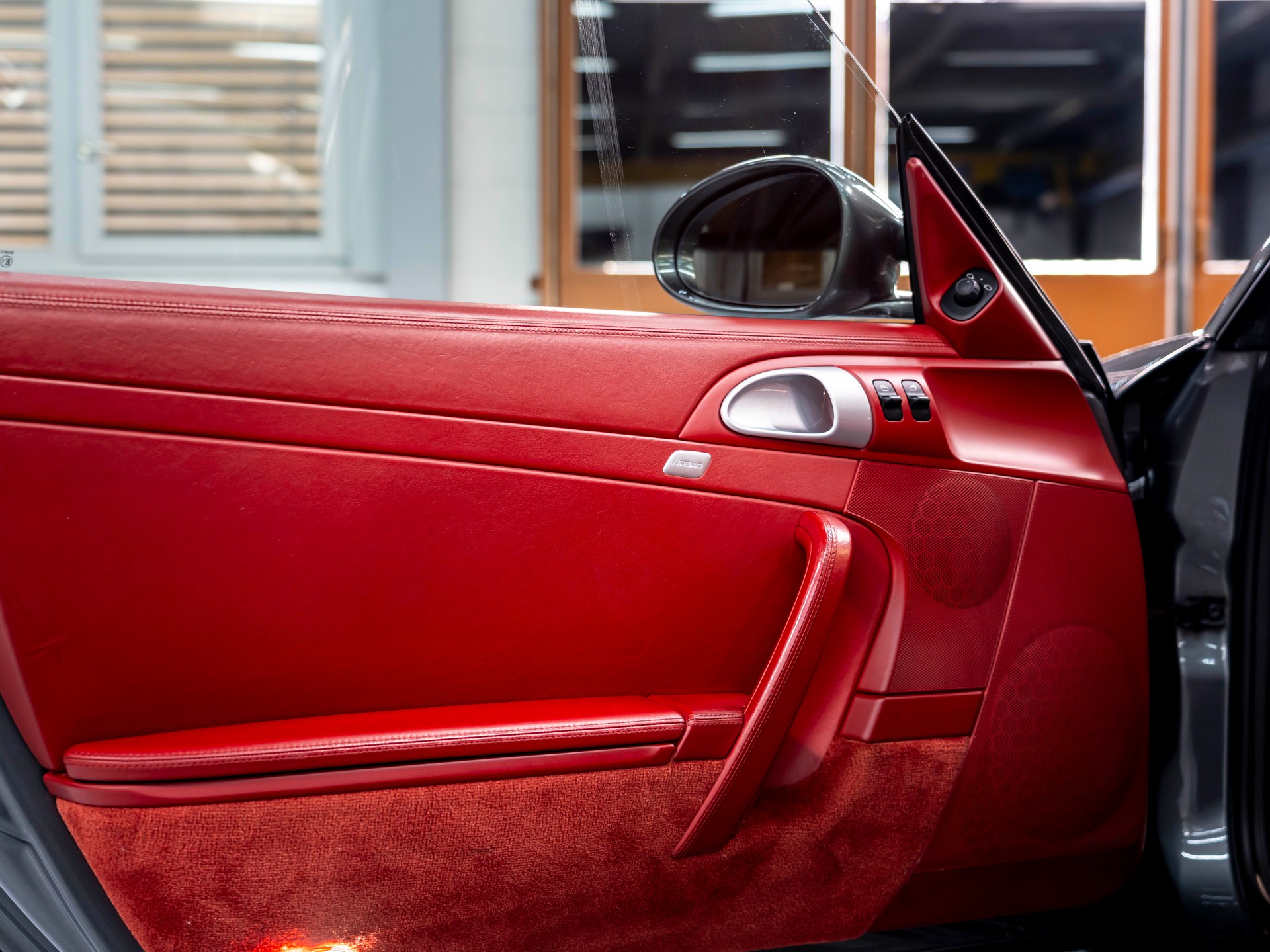 PORSCHE 911 Carrera 4S PDK-image-23