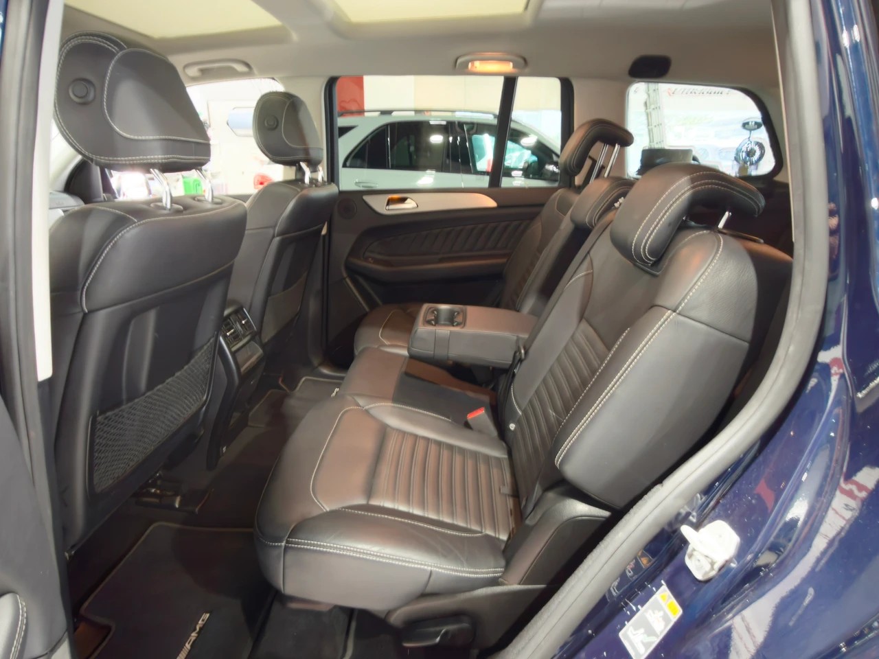 MERCEDES-BENZ GLS 350 d V6 CH FAHRZEUG-image-12