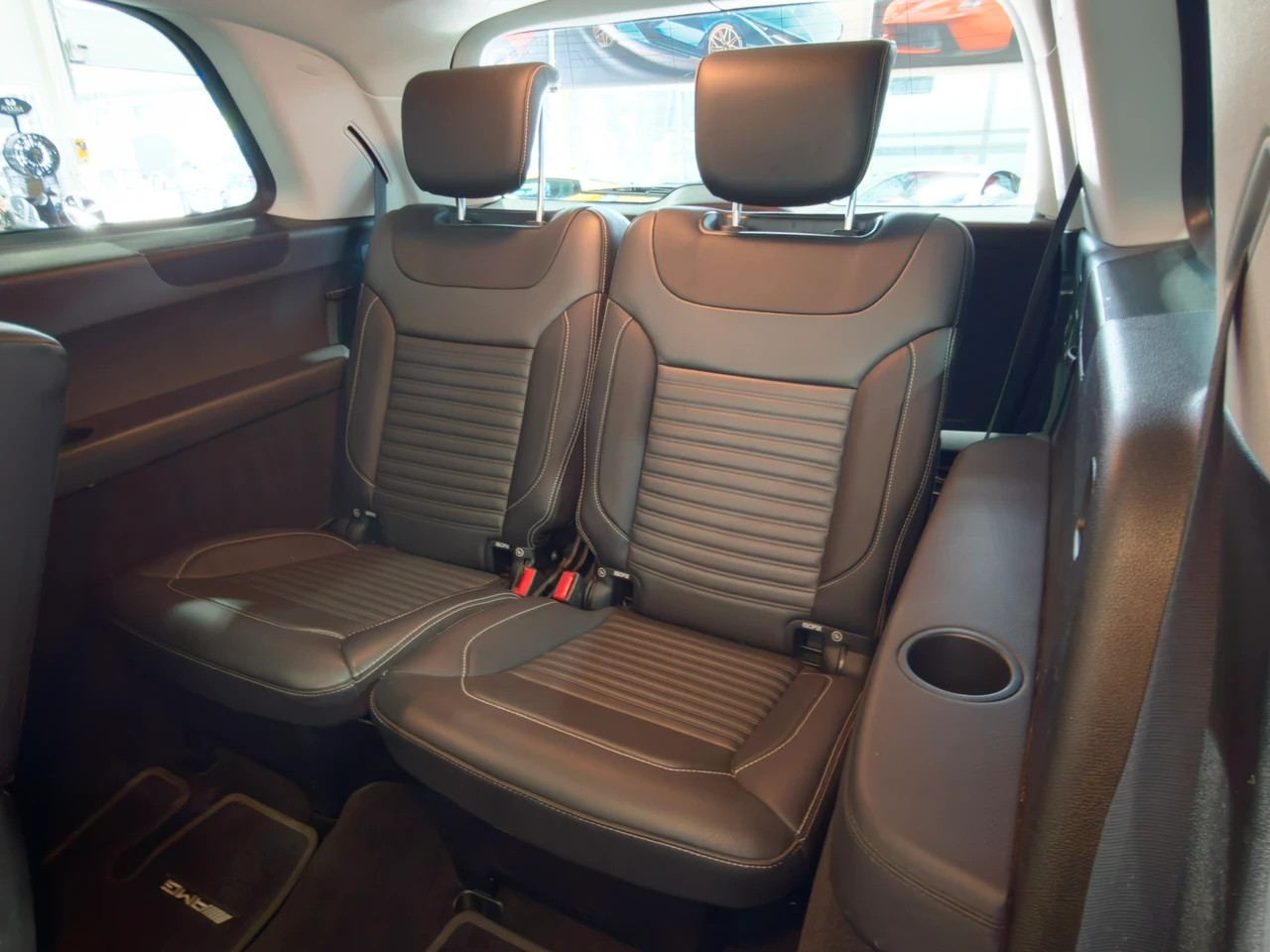 MERCEDES-BENZ GLS 350 d V6 CH FAHRZEUG-image-13