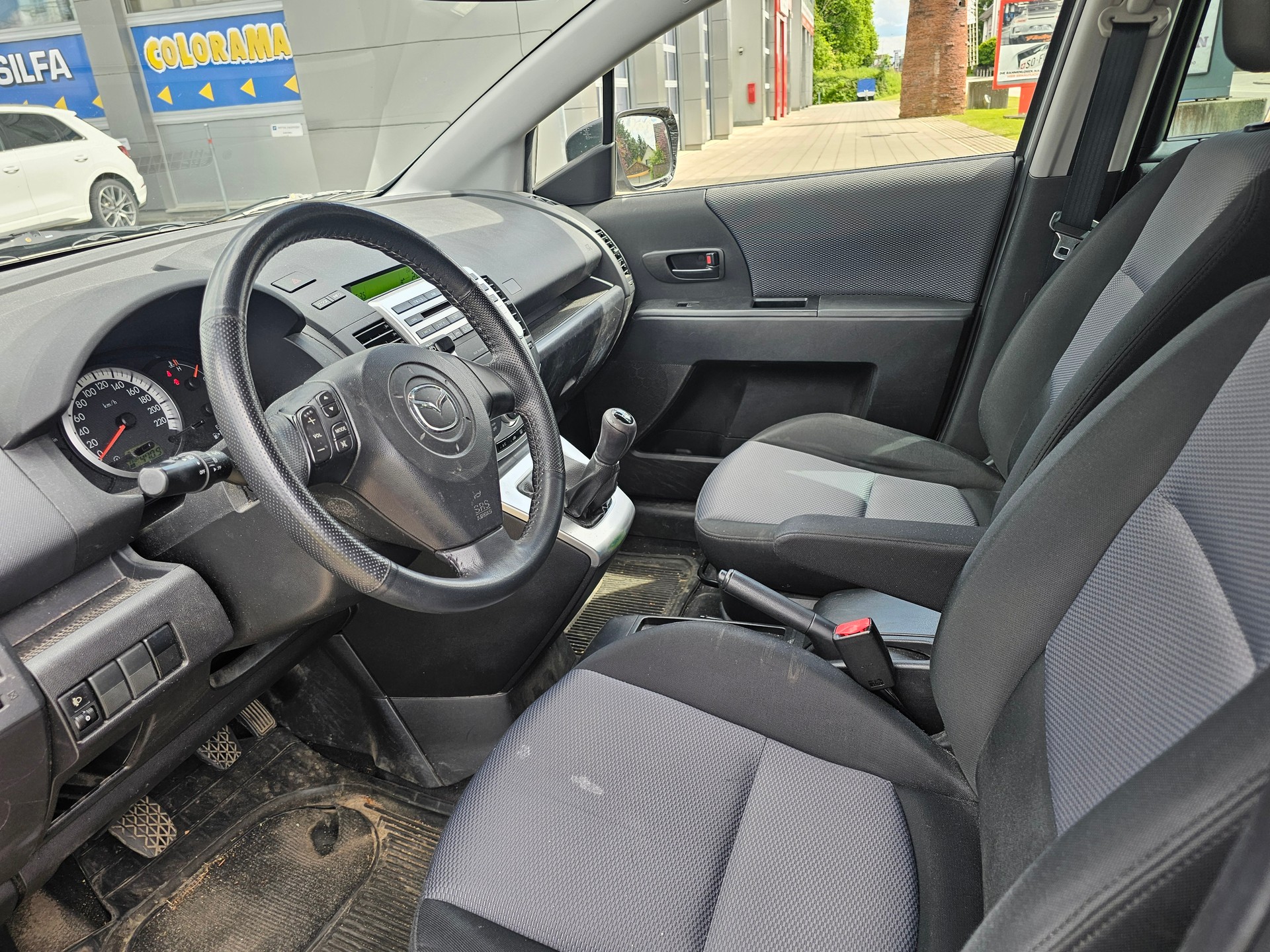 MAZDA 5 1.8 16V Youngster-image-11