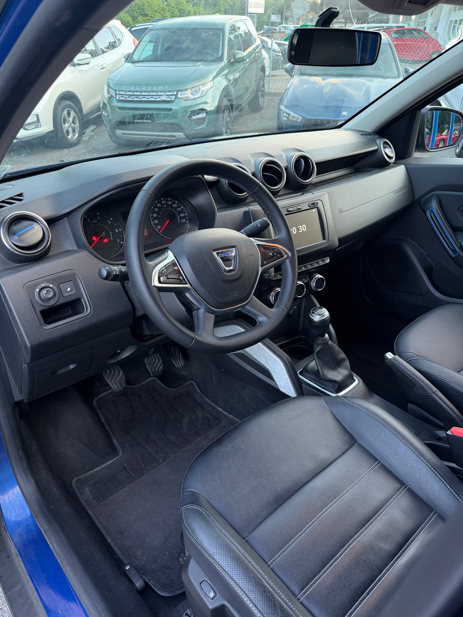 DACIA Duster TCe 150 Celebration 4x4-image-6