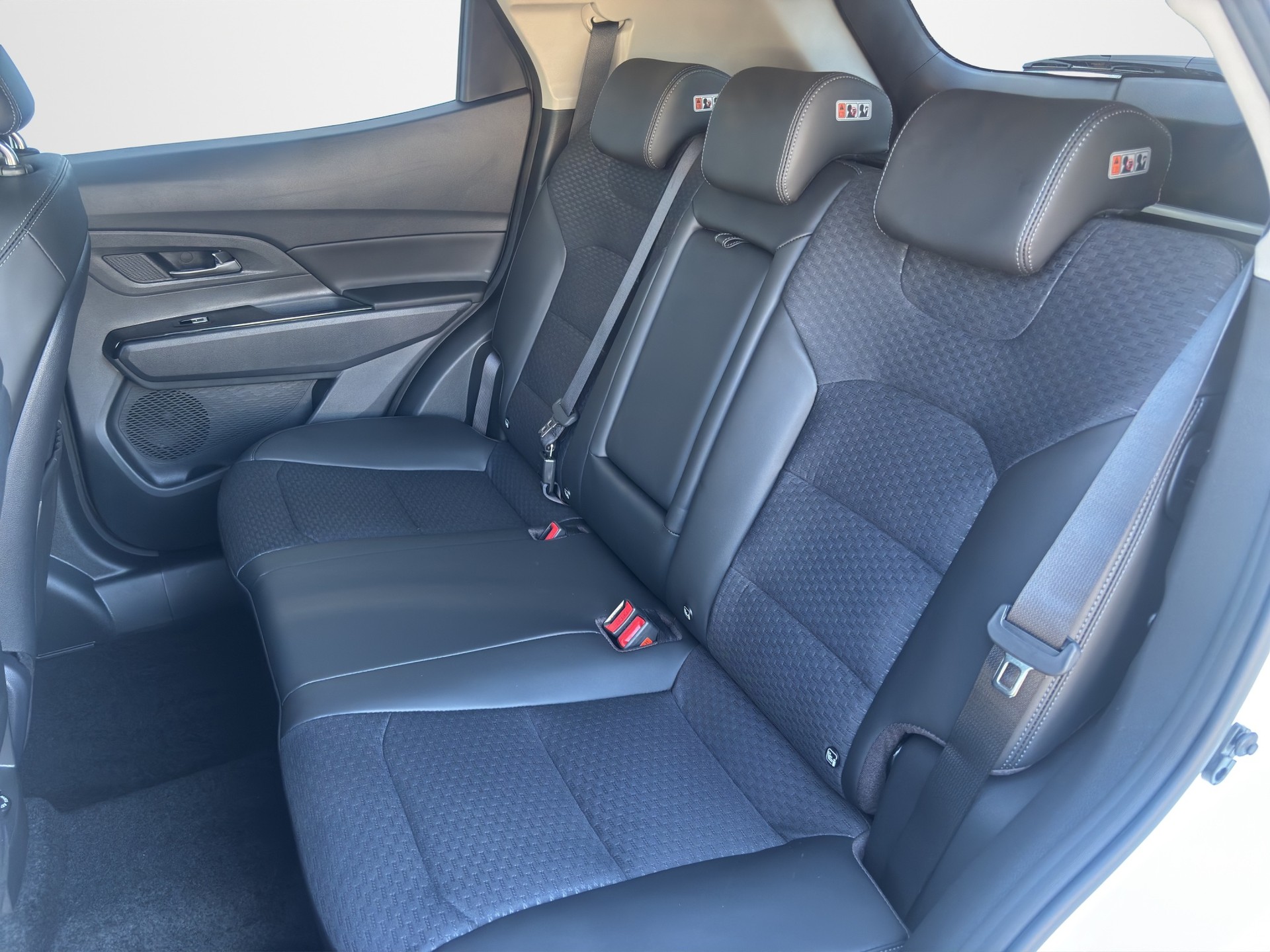 KGM-SsangYong Korando 1.5 T-Gdi Steel 4WD Automat-image-7