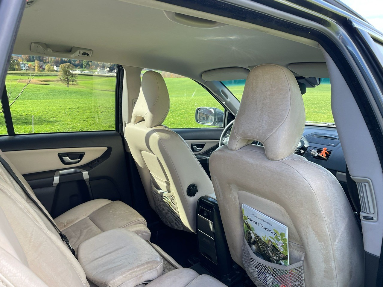VOLVO XC90 2.4 D5 AWD Momentum Geartronic-image-7