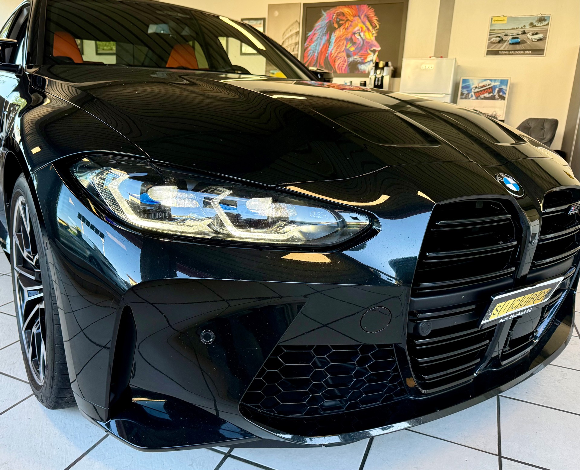BMW M3 Competition M xDrive-showroom-element-1