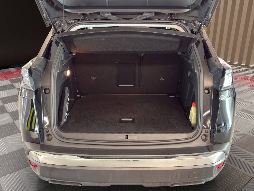 PEUGEOT 3008 1.2 PureTech Allure Pack EAT8-image-8
