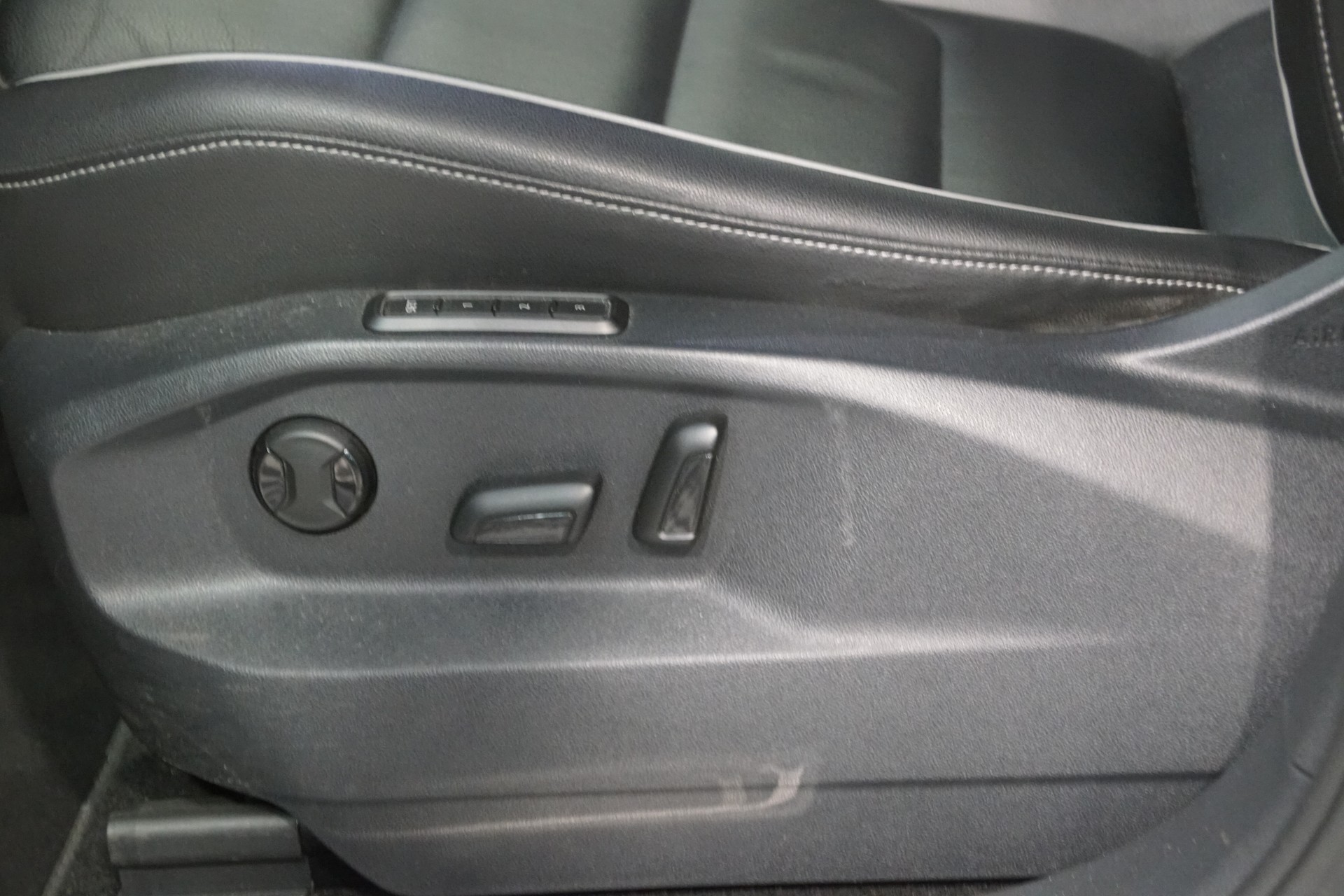VW Tiguan 2.0TSI R-Line Highline 4Motion DSG-image-13