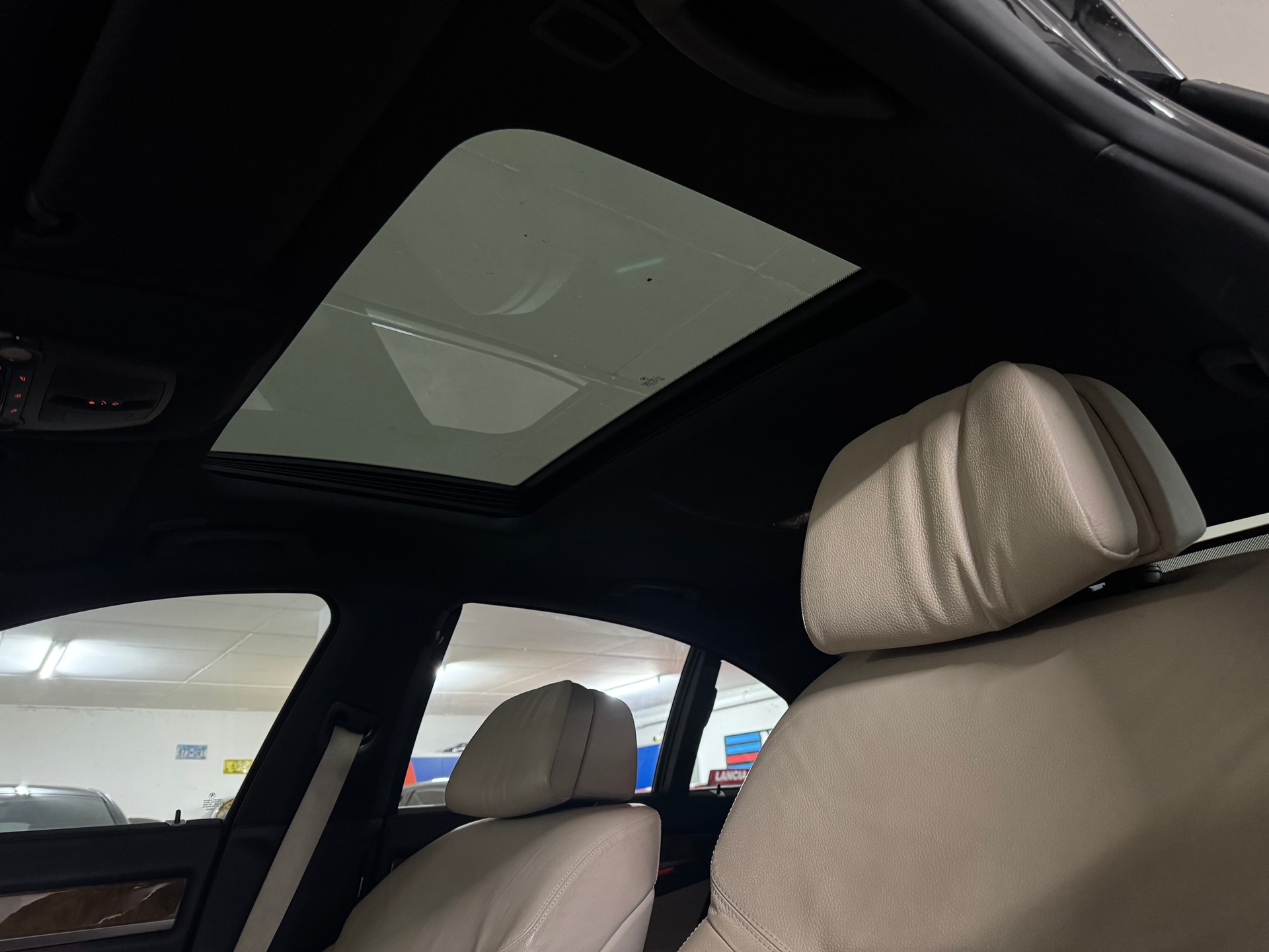 BMW 730d CH-Fahrzeug-image-13