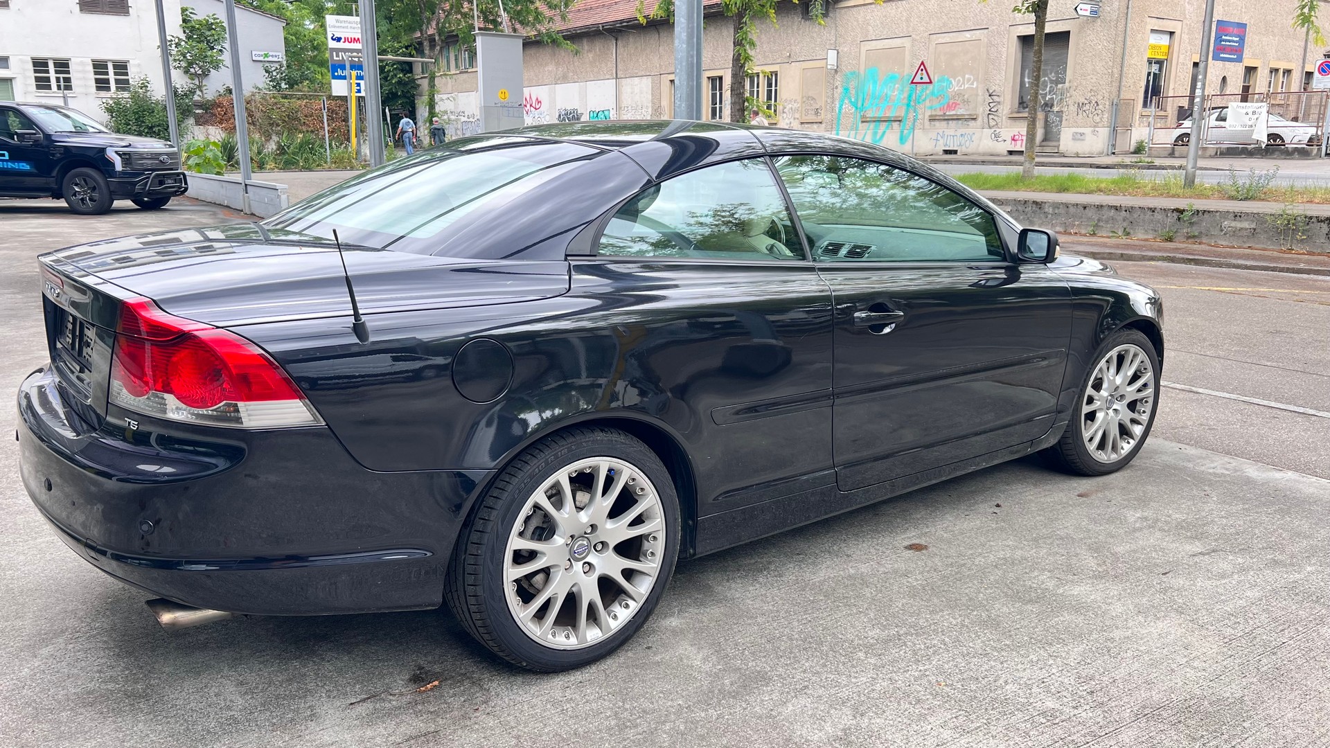 VOLVO C70 T5 Summum-image-3
