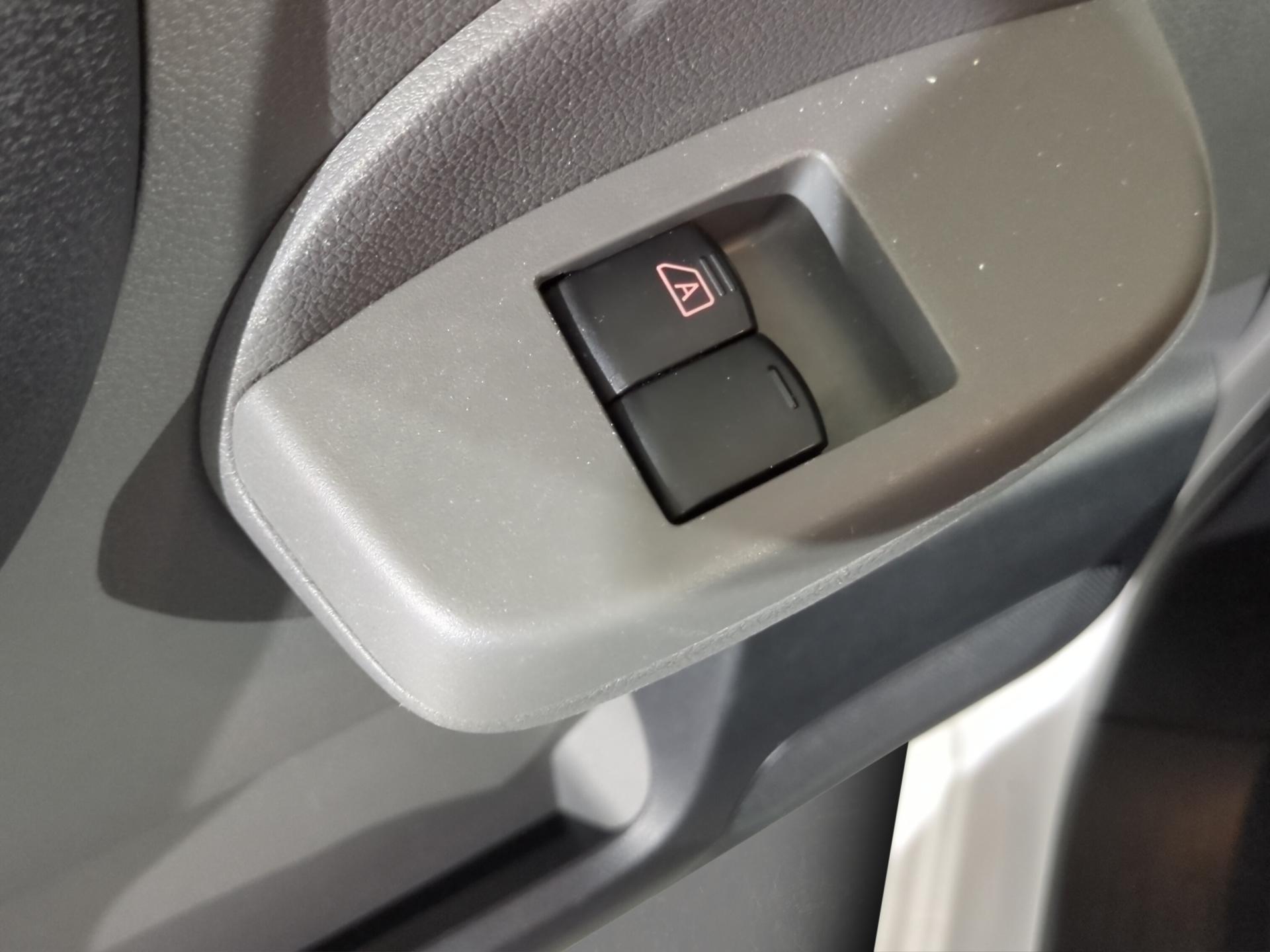 NISSAN e-NV200 2.Zero Edition Evalia (inklusive Batterie)-image-25