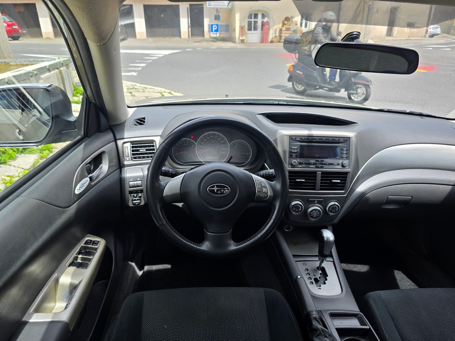 SUBARU Impreza 1.5R Swiss Automatic-image-6