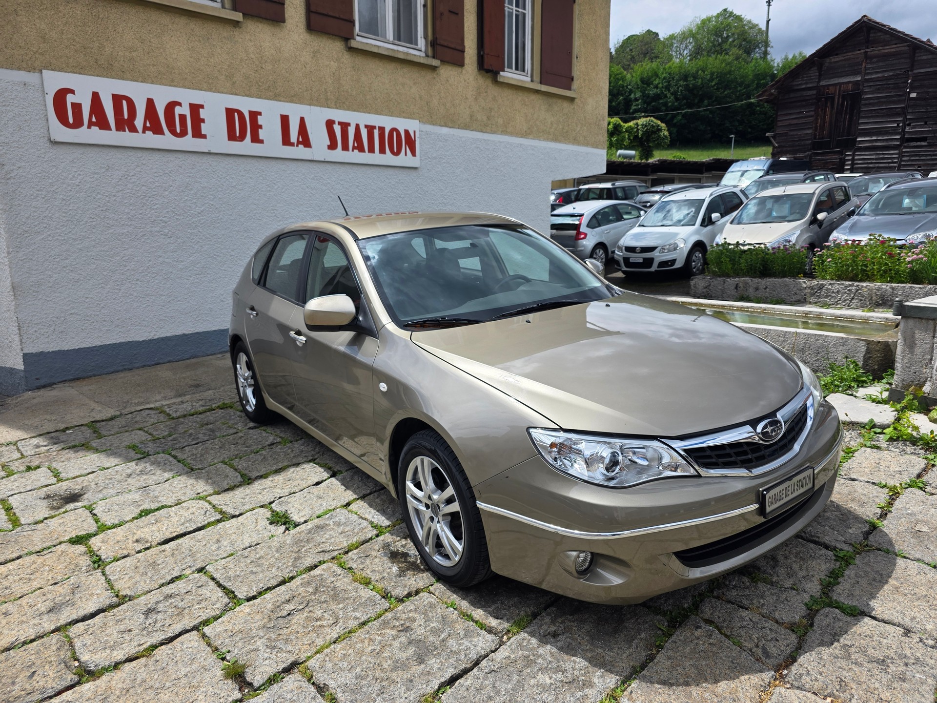 SUBARU Impreza 1.5R Swiss Automatic-image-2