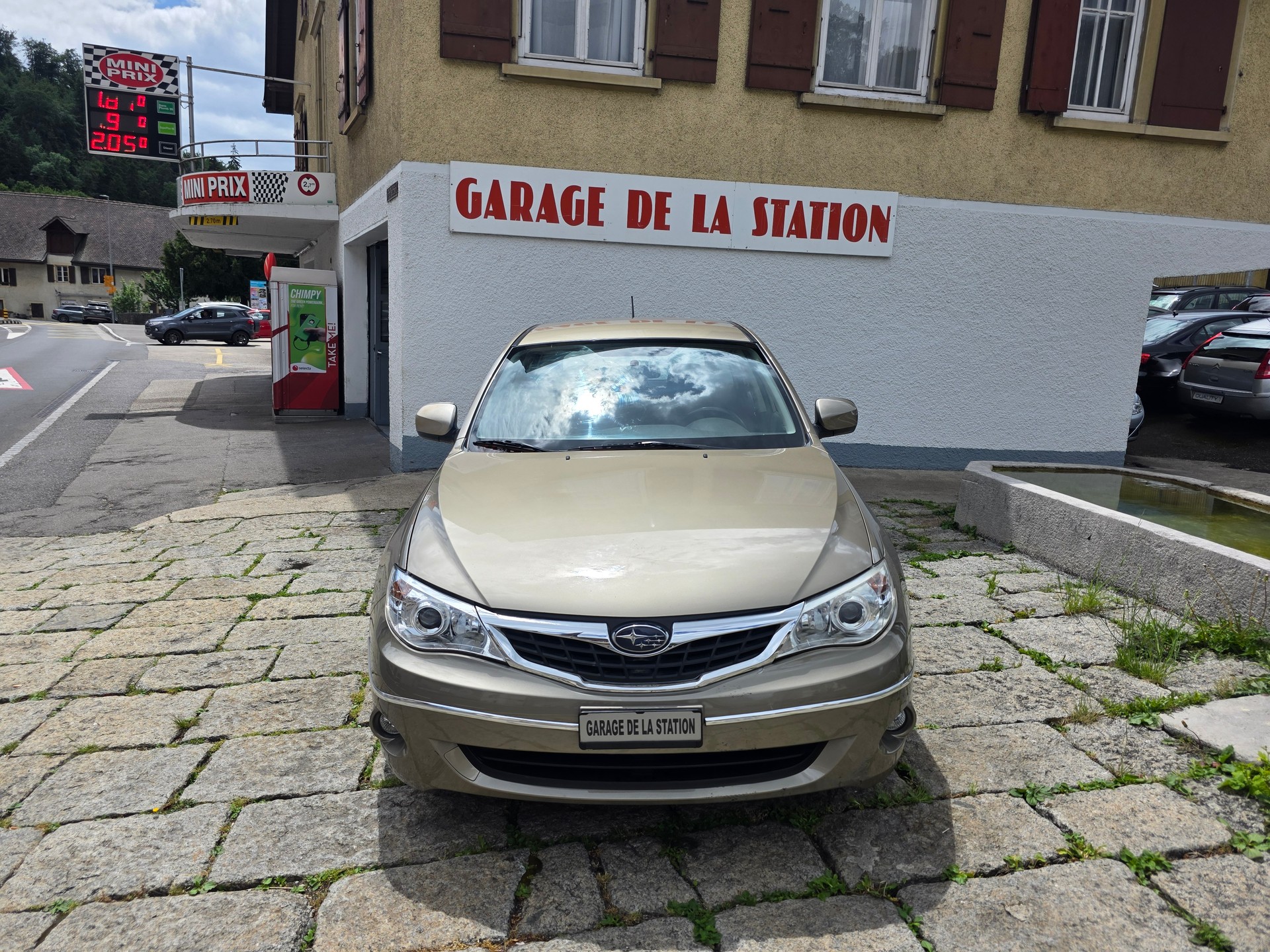 SUBARU Impreza 1.5R Swiss Automatic-image-1