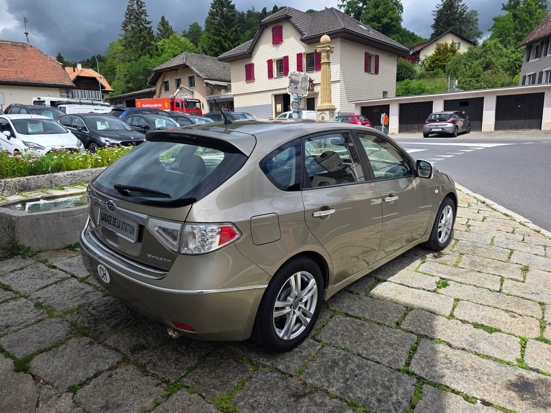 SUBARU Impreza 1.5R Swiss Automatic-image-3