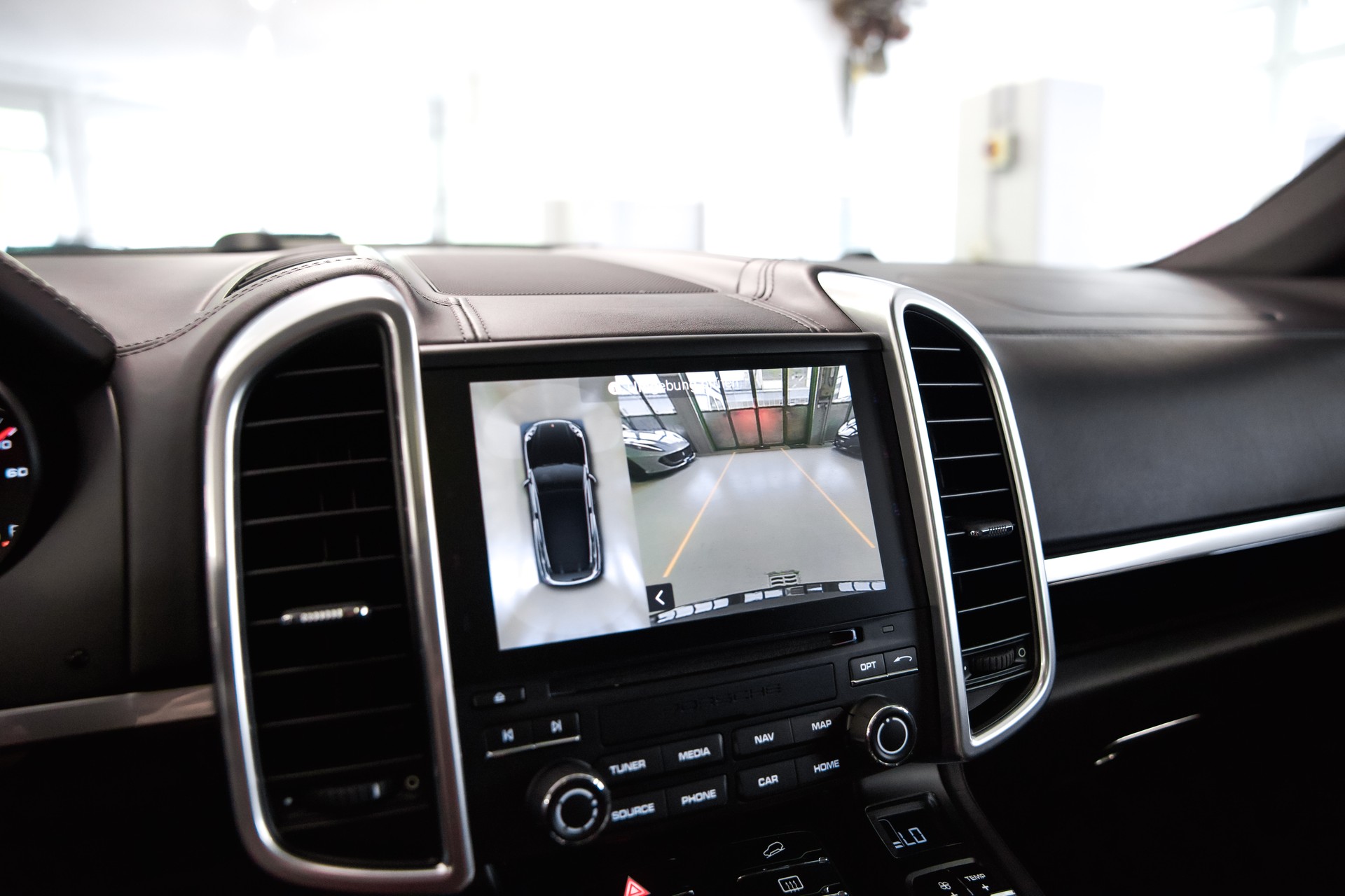 PORSCHE Cayenne S Diesel-image-29