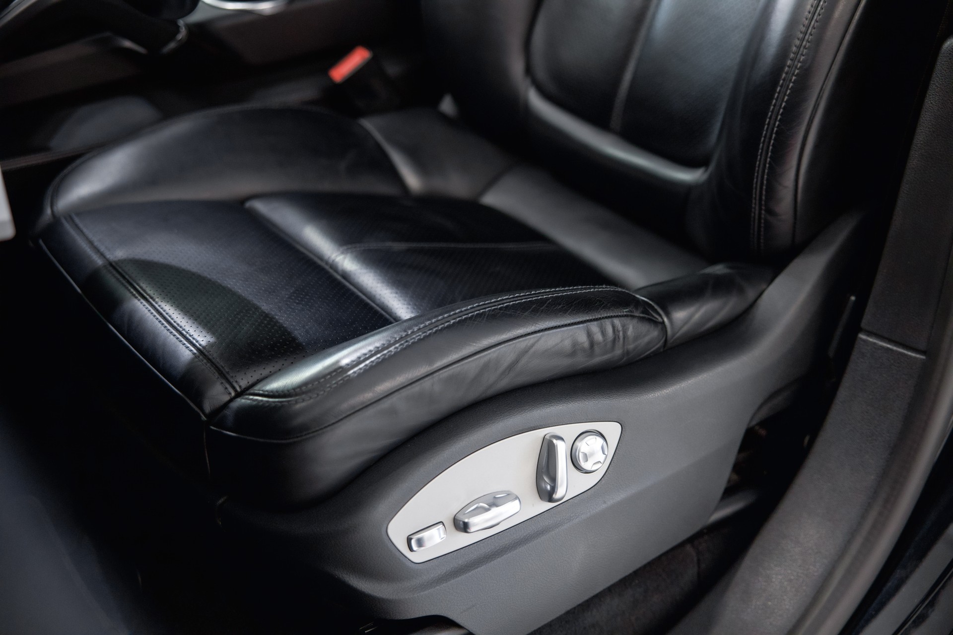 PORSCHE Cayenne S Diesel-image-20