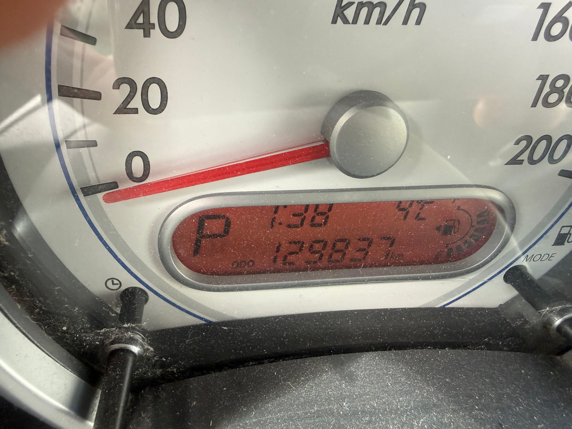 SUZUKI Splash 1.2i 16V GL Automatic-image-10
