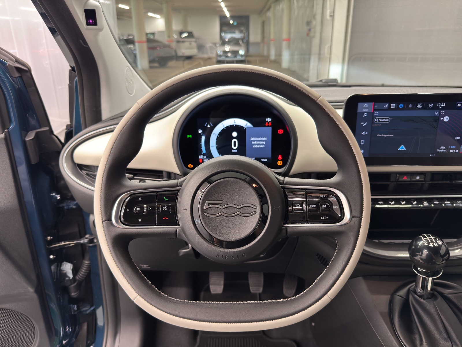 FIAT 500 Cabrio 1.0 Hybrid La Prima-image-13