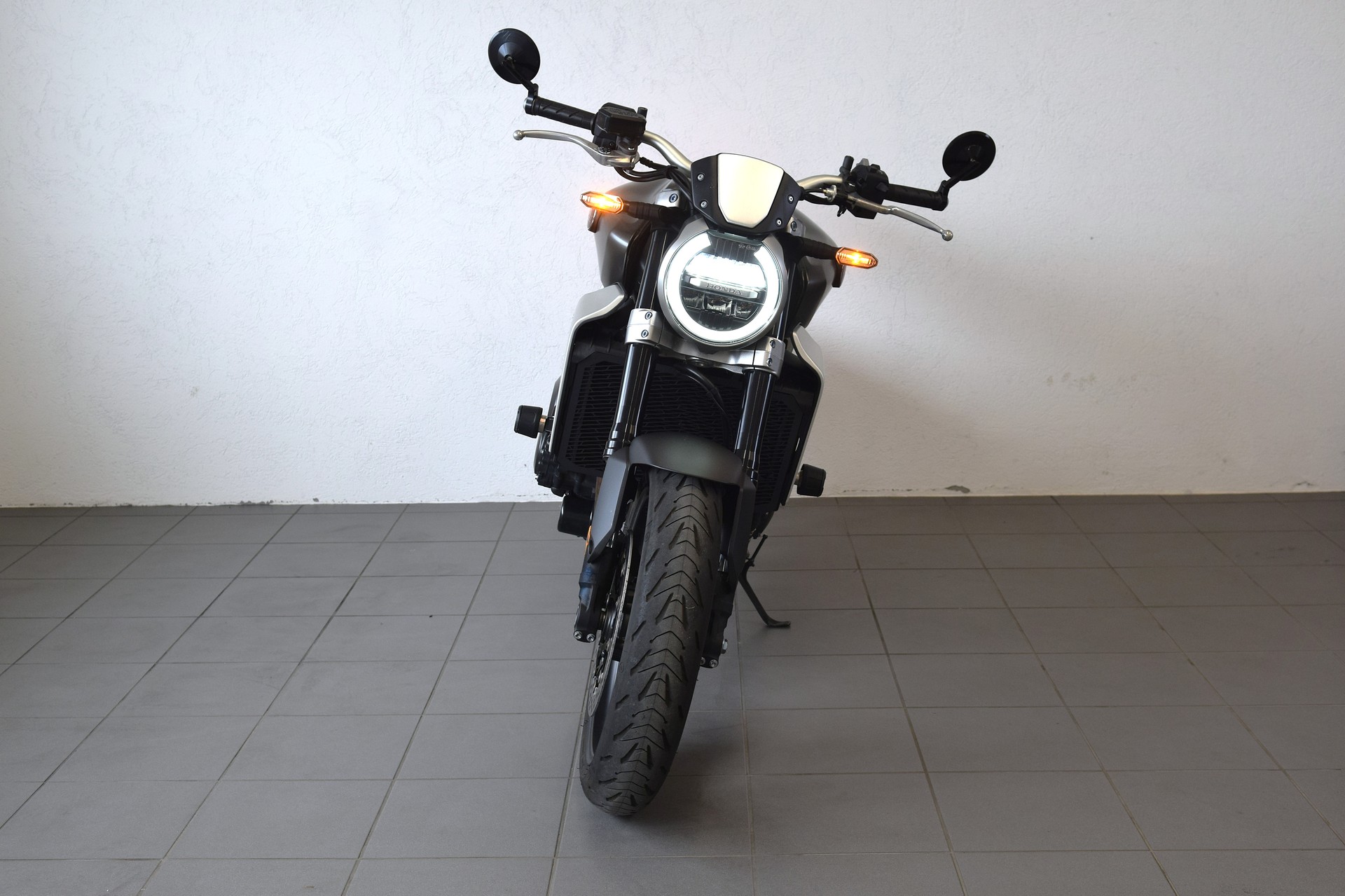 HONDA CB 1000 R ABS-image-9
