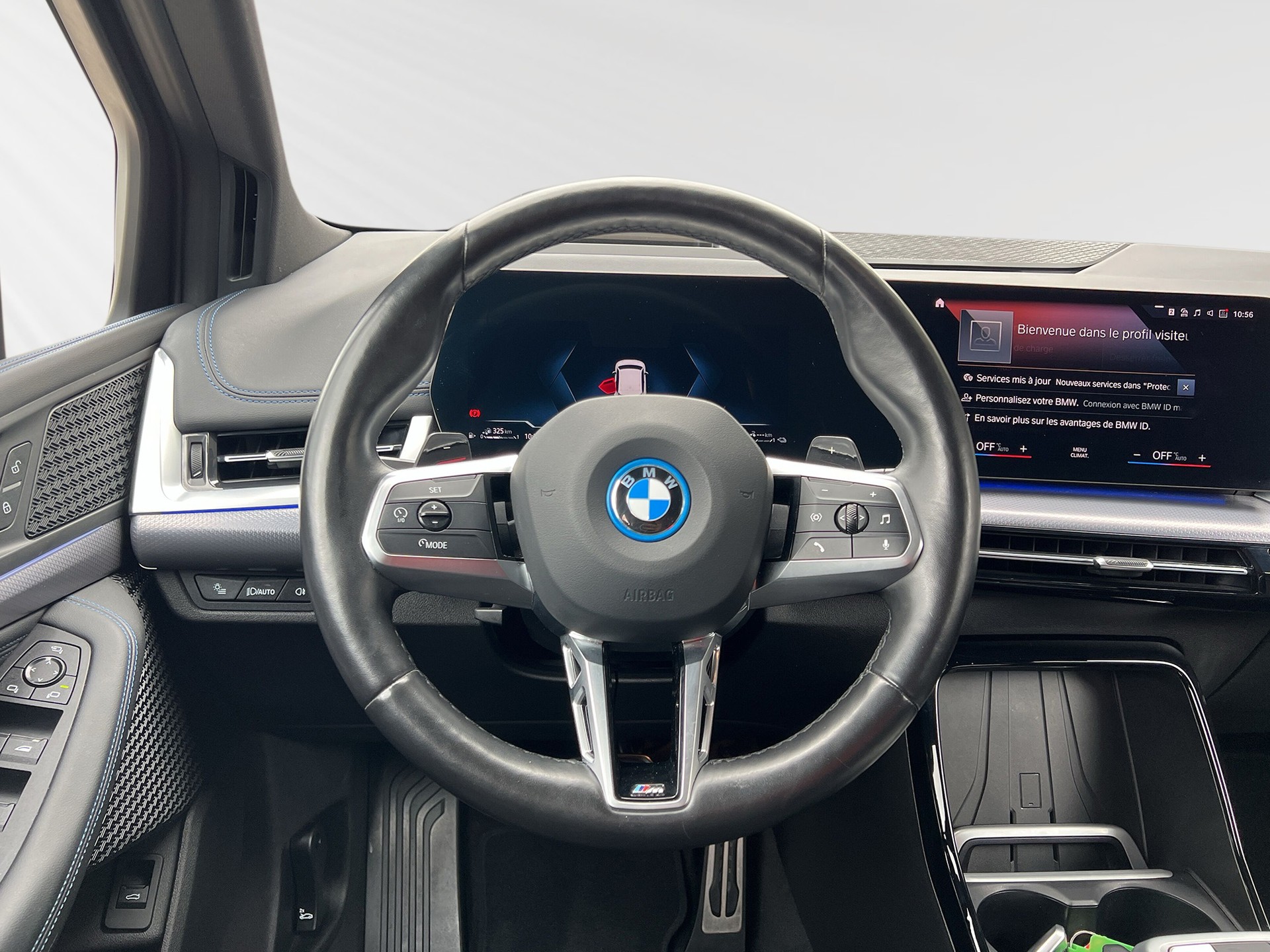 BMW 225e xDrive Active Tourer-image-4