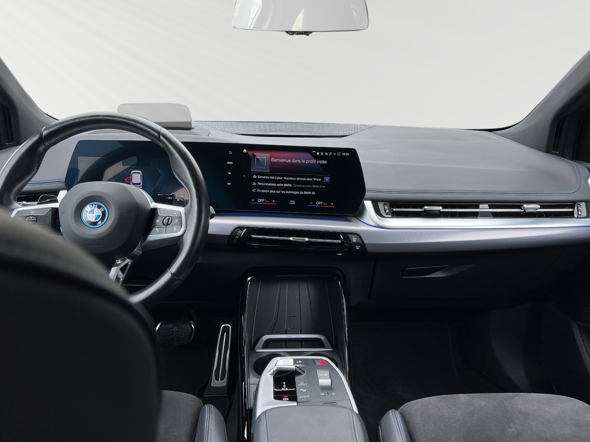 BMW 225e xDrive Active Tourer-image-5